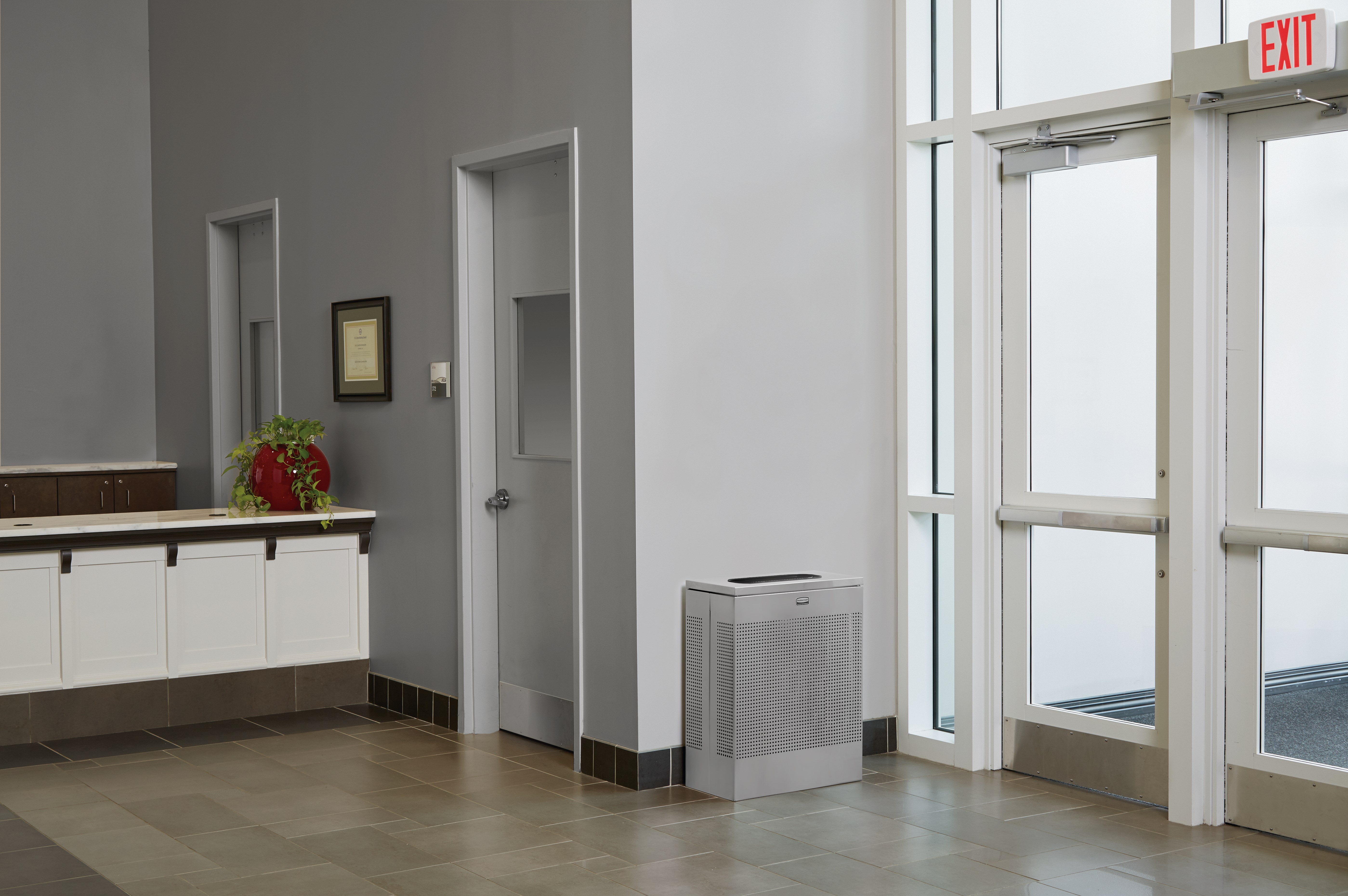 The sleek Silhouettes 13 Gallon FGSR14 Decorative Rectangle Indoor Waste Container has a contemporary perforated pattern designed to seamlessly and beautifully blend with modern facilities and environments. High-quality materials and craftsmanship ensure containers can withstand the rigors of everyday use.