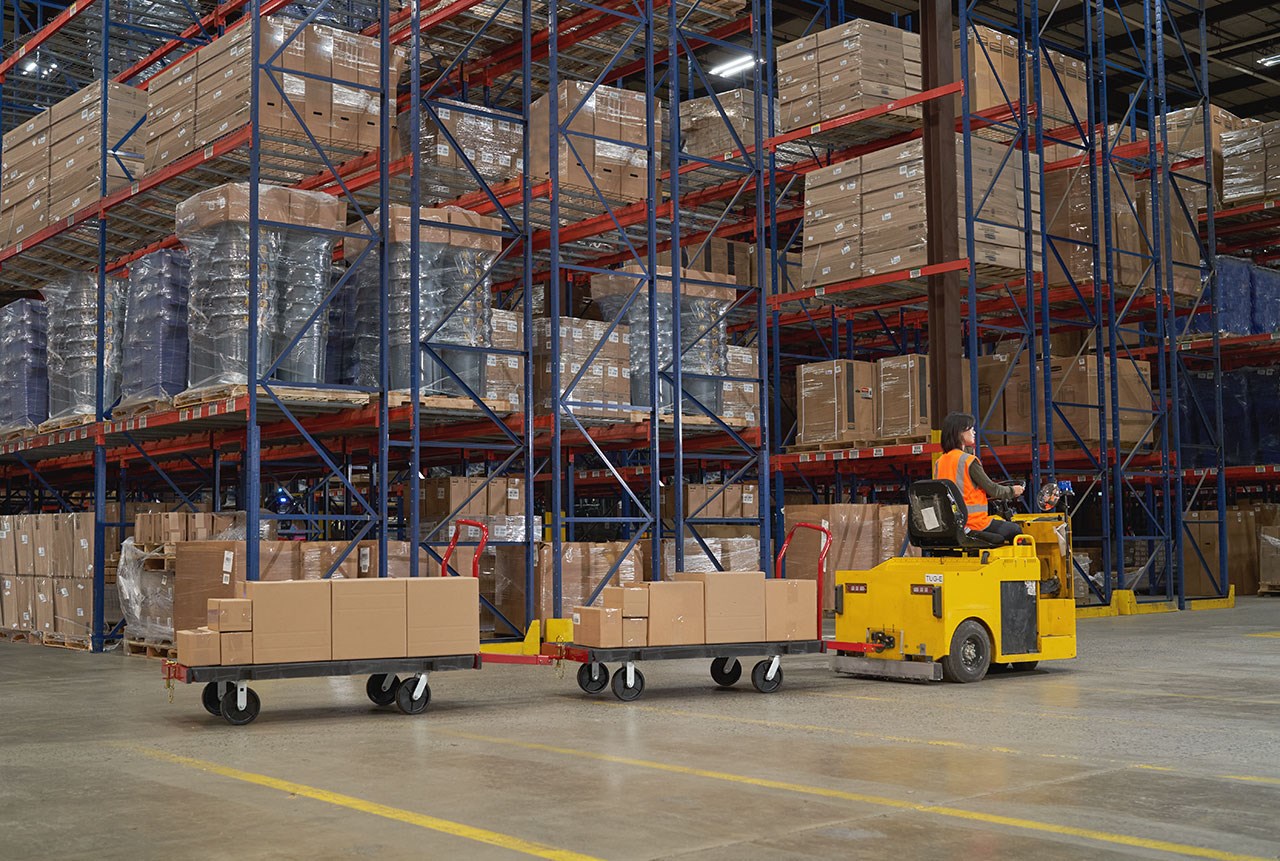 The Towable Platform Truck is ideal for moving multiple heavy oversized loads throughout a facility with up to a 2,500 lb. capacity.