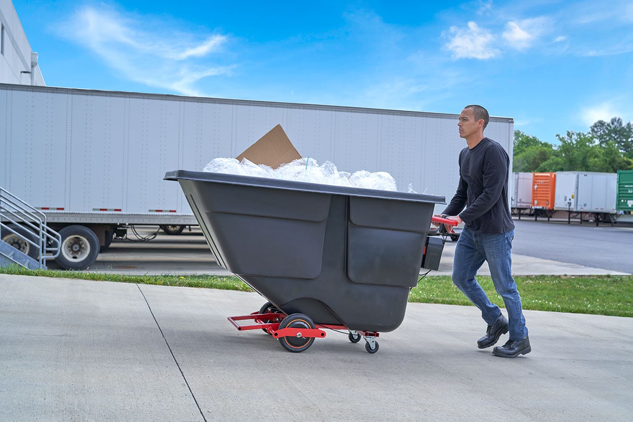 The Motorized Rotomolded Tilt Truck, boosted by PROPWR™ batteries, is ideal for users who want the benefits of using cordless motorized power for moving heavy loads and reducing user strain.