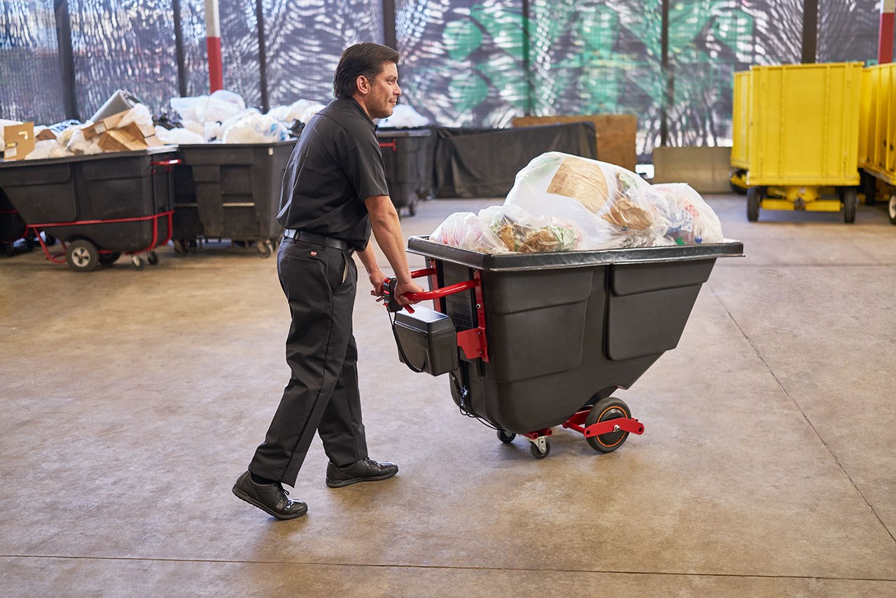 The Motorized Rotomolded Tilt Truck, boosted by PROPWR™ batteries, is ideal for users who want the benefits of using cordless motorized power for moving heavy loads and reducing user strain.