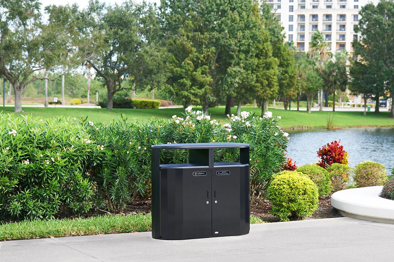 The Resist® Dual Stream Waste & Recycling Container is designed to maintain high-quality aesthetics under the most extreme outdoor conditions. Proprietary fan design resists up to 500lbs. of sustained blunt force.