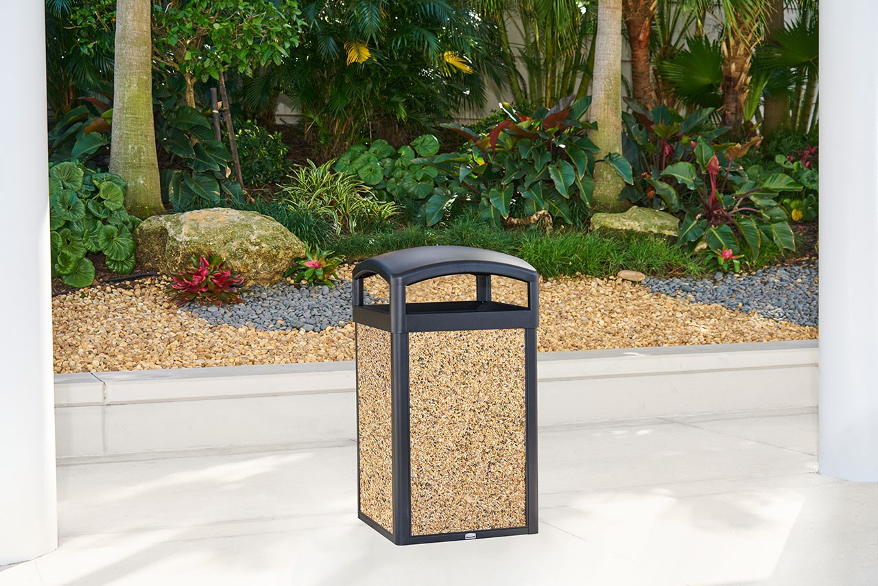 Tailor™ Metal Frames provide an upscale, dimensional look that complements contemporary outdoor environments.