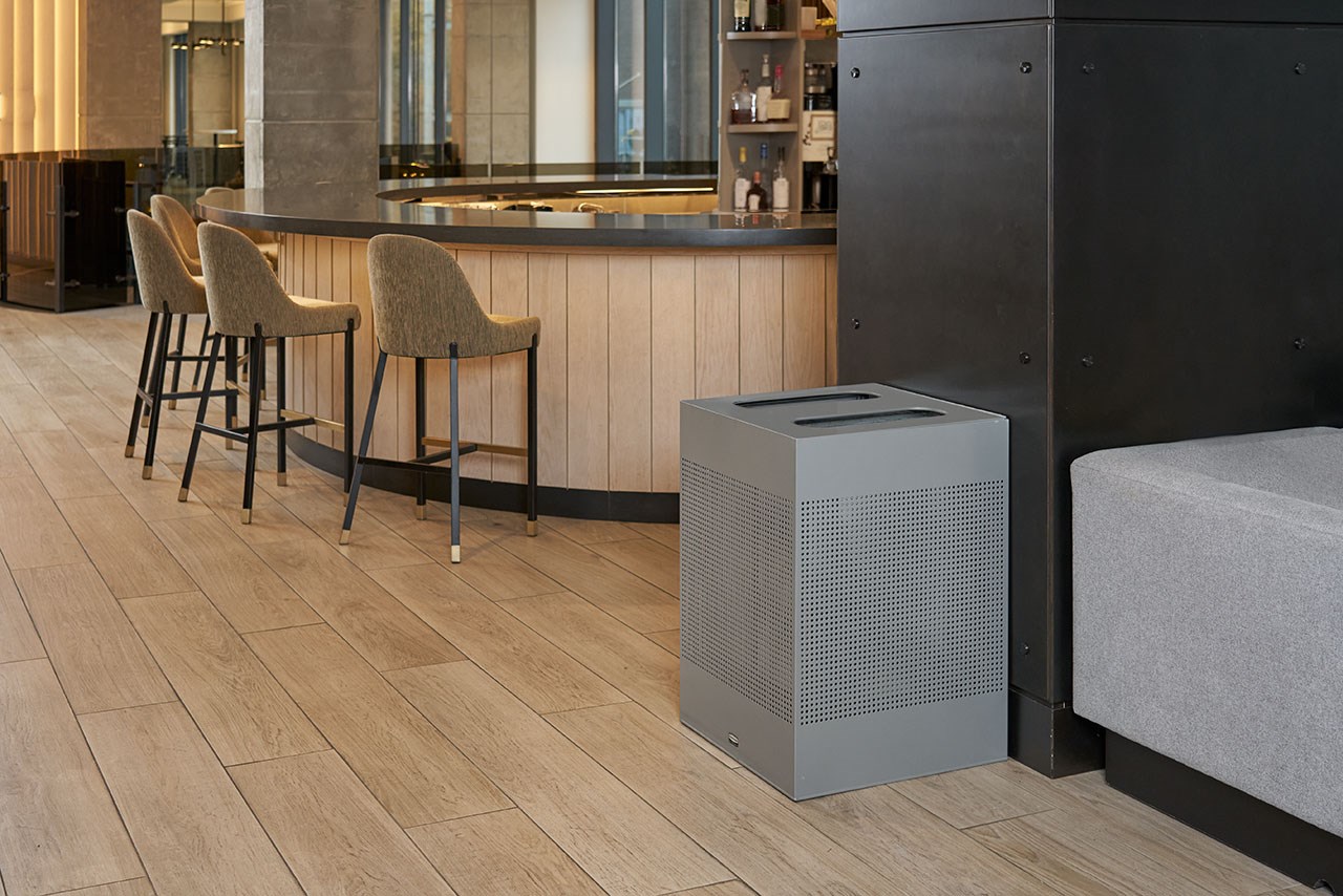 The sleek Silhouettes 34 Gallon Dual Stream Square Indoor Waste Container has a contemporary perforated pattern designed to seamlessly and beautifully blend with modern facilities and environments. Dual stream design includes two metal liners for improved waste diversion.