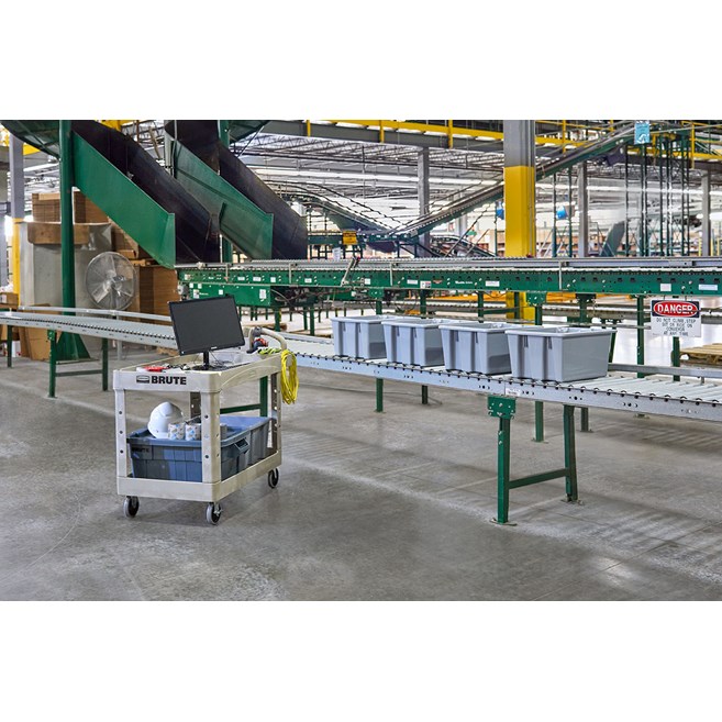 The BRUTE Heavy-Duty Utility Cart with Lipped Shelf transports materials, supplies, and heavy loads securely with up to 500 lbs. load capacity. The lipped shelves prevents items from falling off the cart and features an integrated V-notch to hold pipe and conduit securely for safe cutting.