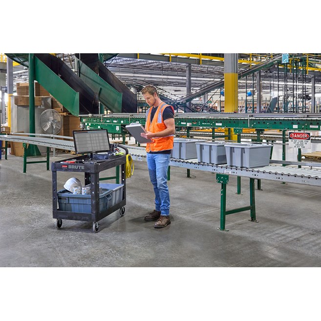 The BRUTE Heavy-Duty Utility Cart with Lipped Shelf transports materials, supplies, and heavy loads securely with up to 500 lbs. load capacity. The lipped shelves prevents items from falling off the cart and features an integrated V-notch to hold pipe and conduit securely for safe cutting.
