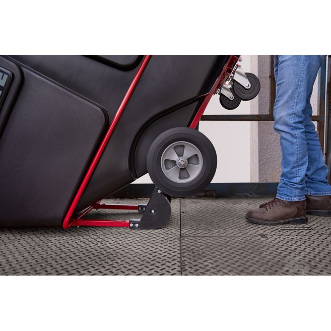 The BRUTE Standard Duty Tilt Truck has industrial strength construction and can transport heavy loads up to 1,250 lbs. with ease.