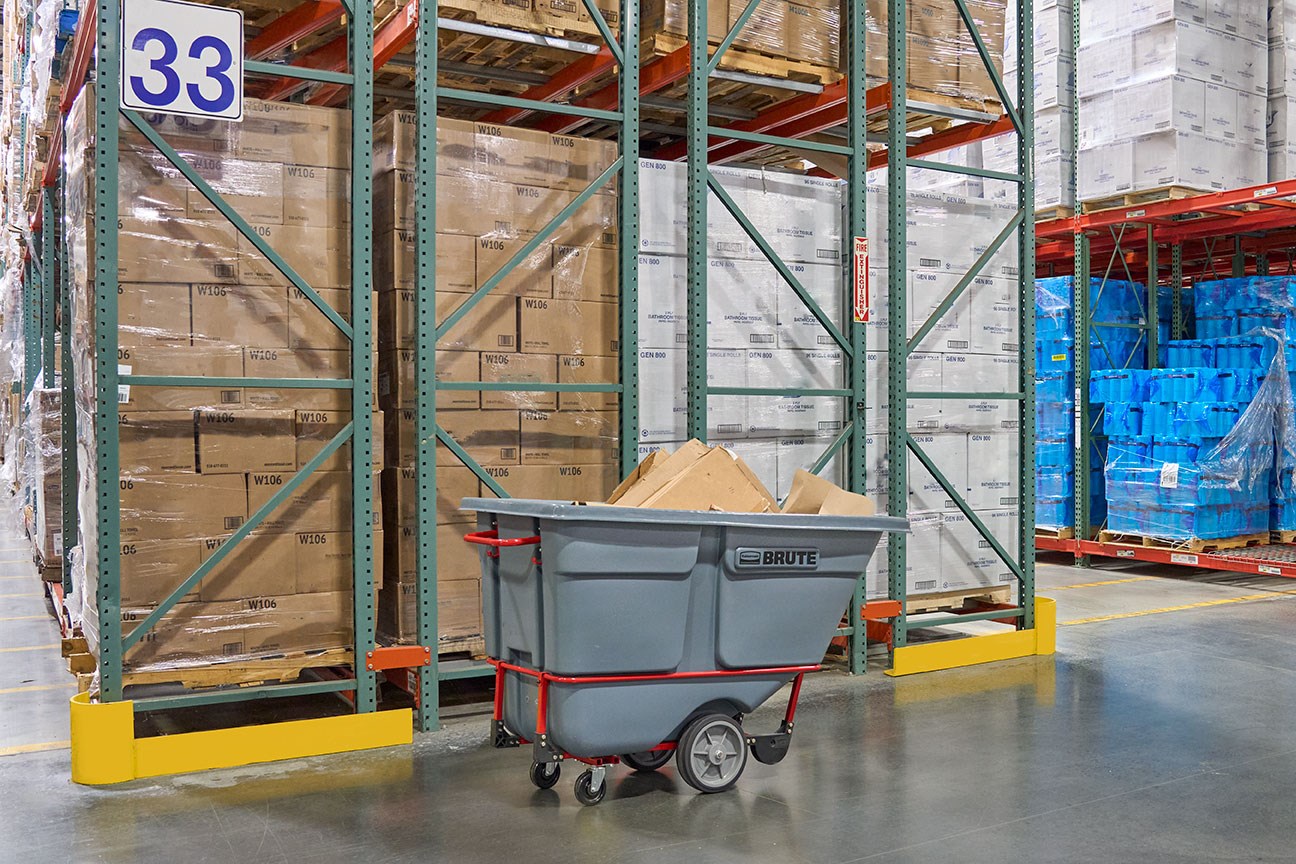 The BRUTE Heavy-Duty Tilt Truck has industrial strength construction and can transport heavy loads up to 2,100 lbs. with ease.