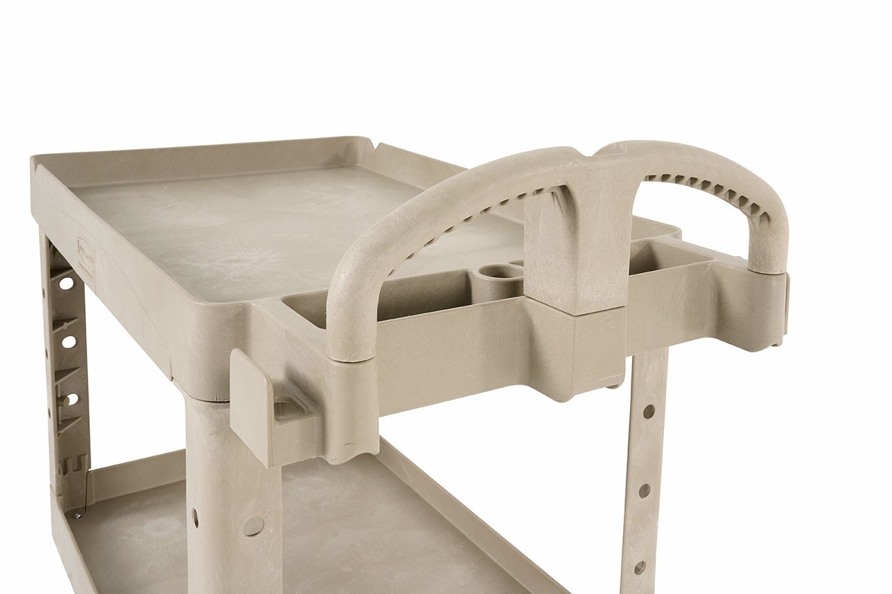 The BRUTE Heavy-Duty Utility Cart with Lipped Shelf transports materials, supplies, and heavy loads securely with up to 500 lbs. load capacity. The lipped shelves prevents items from falling off the cart and features an integrated V-notch to hold pipe and conduit securely for safe cutting.