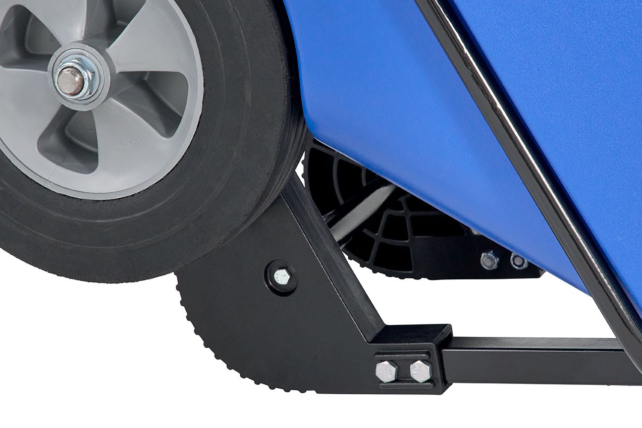 The BRUTE Standard Duty Tilt Truck has industrial strength construction and can transport heavy loads up to 1,250 lbs. with ease.