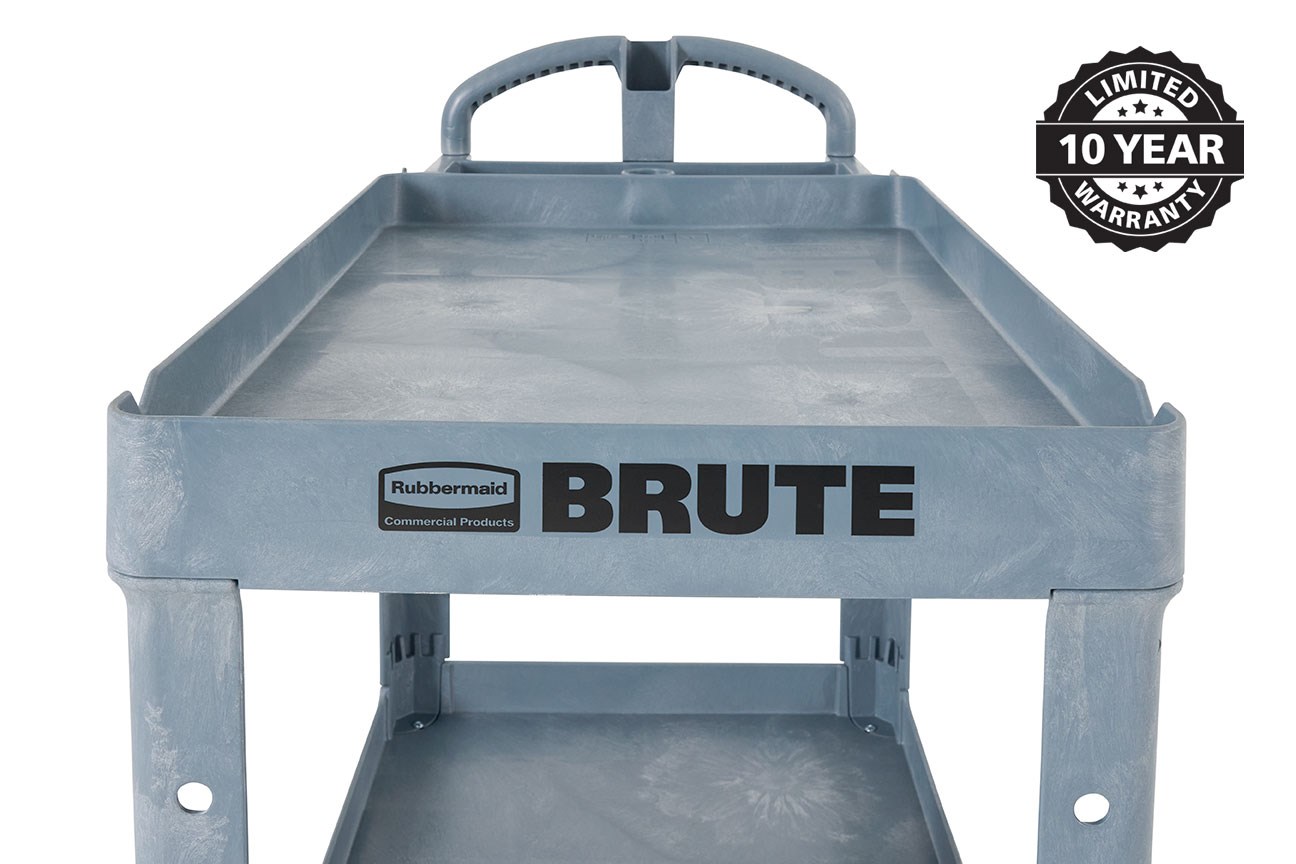 The BRUTE Heavy-Duty Utility Cart with Lipped Shelf transports materials, supplies, and heavy loads securely with up to 500 lbs. load capacity. The lipped shelves prevents items from falling off the cart and features an integrated V-notch to hold pipe and conduit securely for safe cutting.