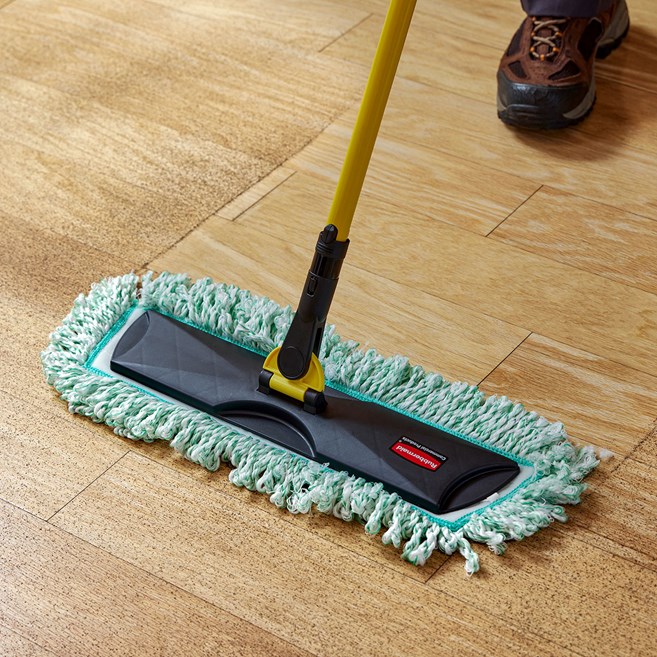 Light Commercial Microfiber Dust Pad with fringe have greater surface area for increased dust, dirt and debris removal for cleaner and healthier facilities.