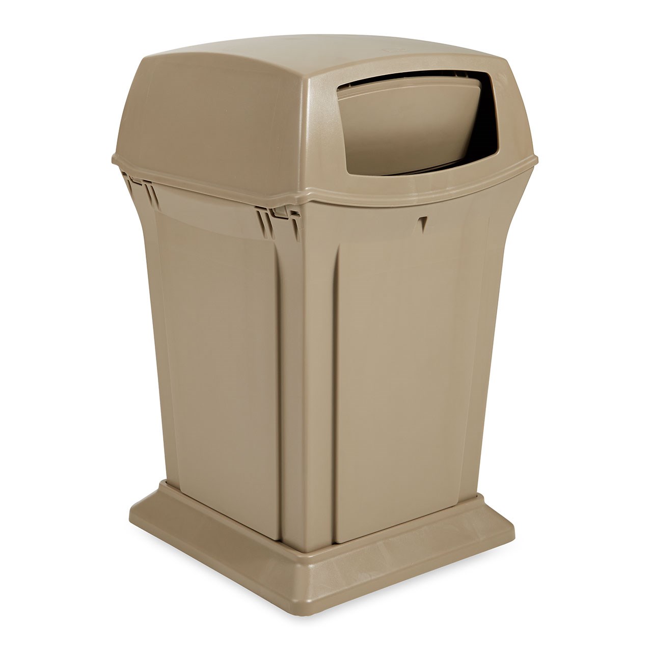 The Ranger® Container features Rubbermaid’s famous durability, modern styling, and easy-to-service design.