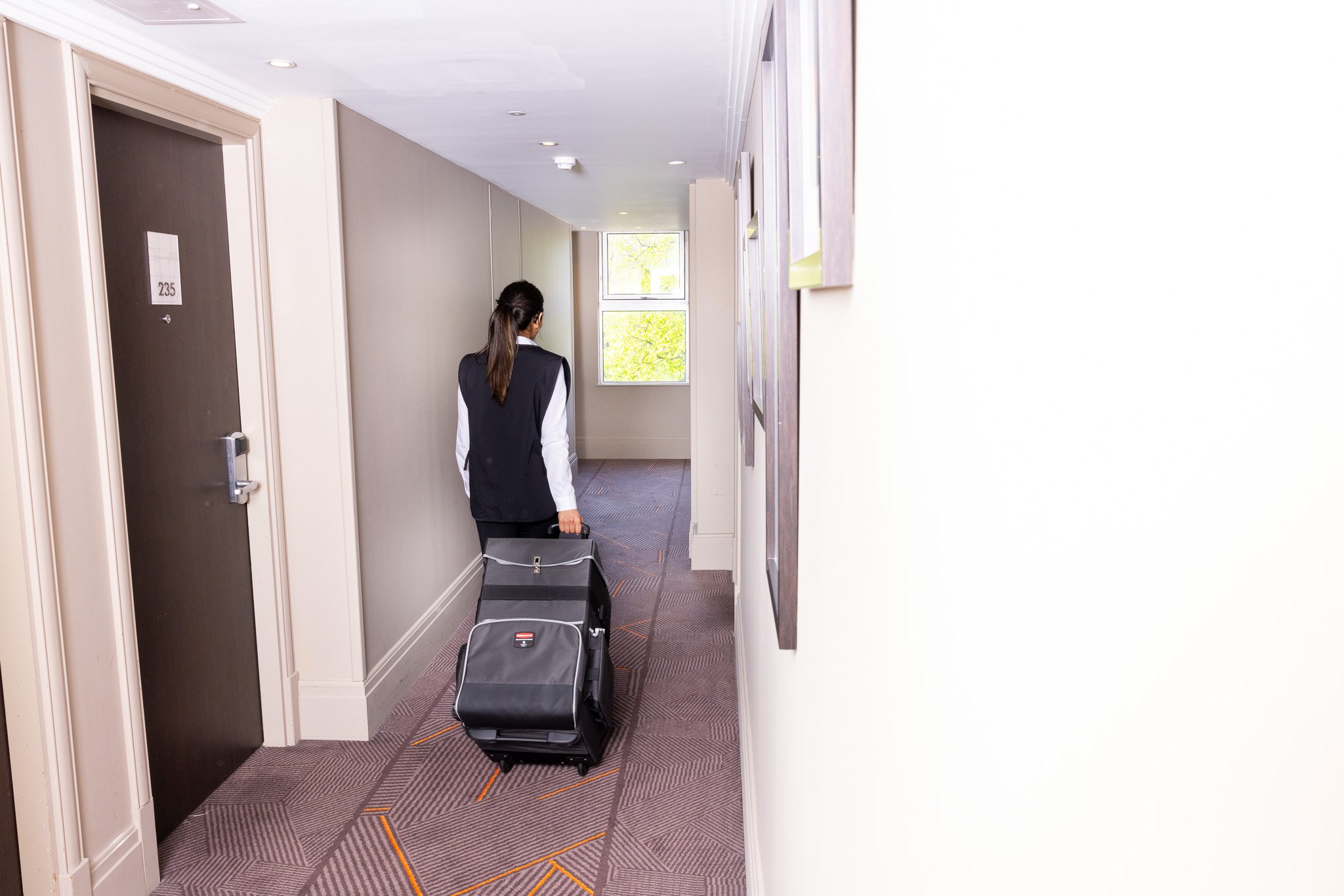 Rubbermaid Quick Cart Cleaning Trolley, Medium