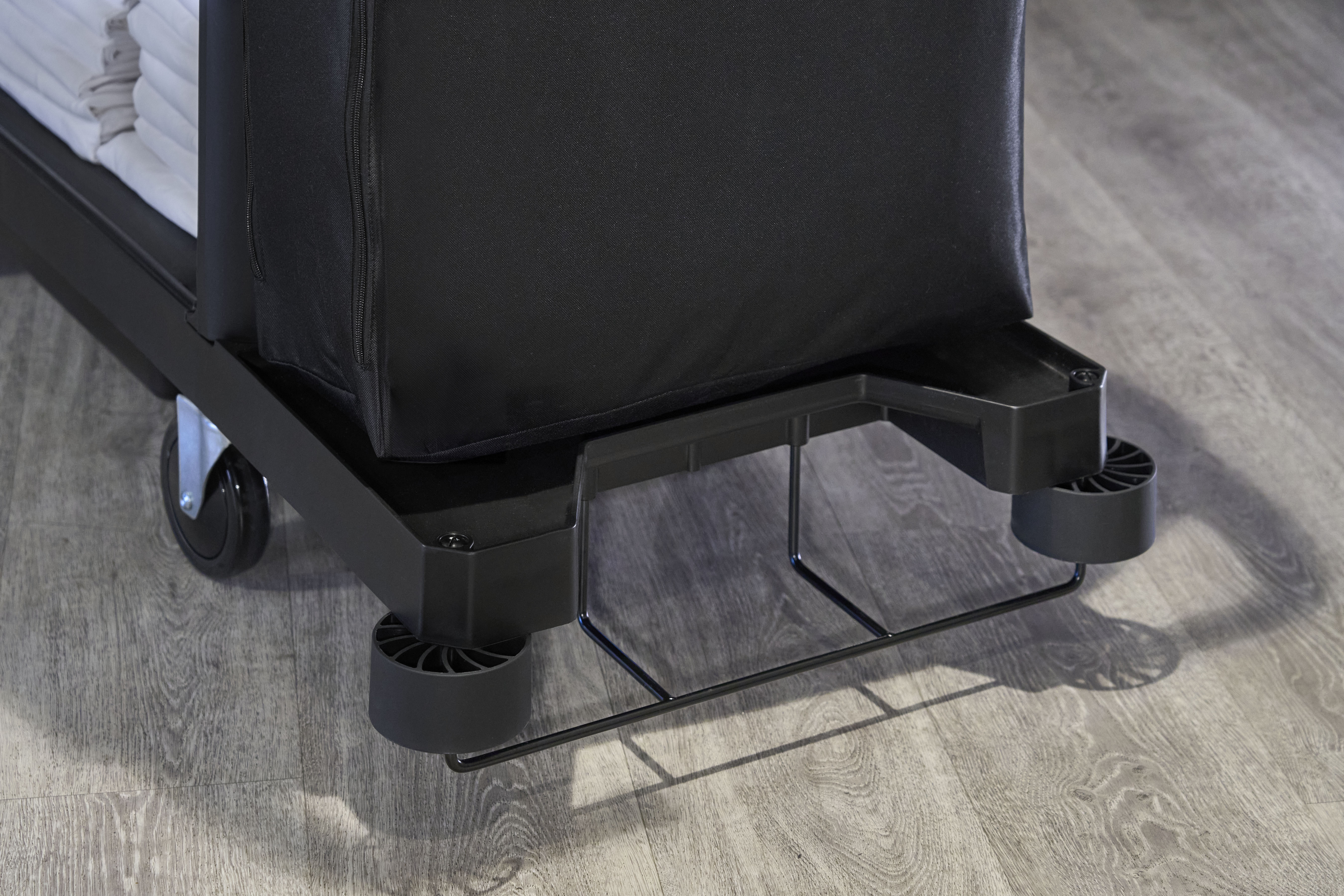 Rubbermaid Commercial Products impact-absorbing and non-marring Housekeeping Cart Bumper Kit is designed to reduce costly wall damage.