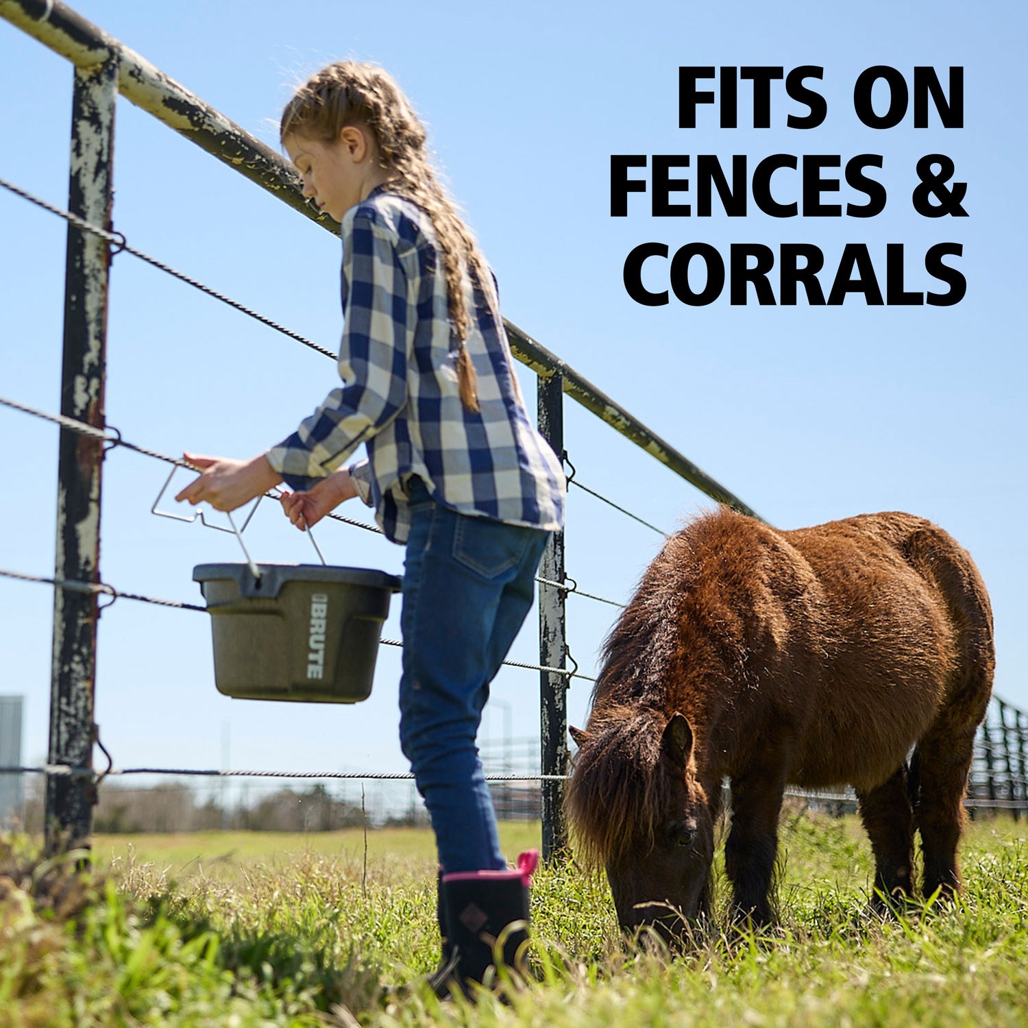 The Rubbermaid Commercial Products BRUTE 2 Gallon 3-in-1 Flat Back Bucket is built for easy feeding, and carrying, just hook it, hang it, or carry it, the flat-back design fits seamlessly on corrals and fences, perfect for on the go feeding.