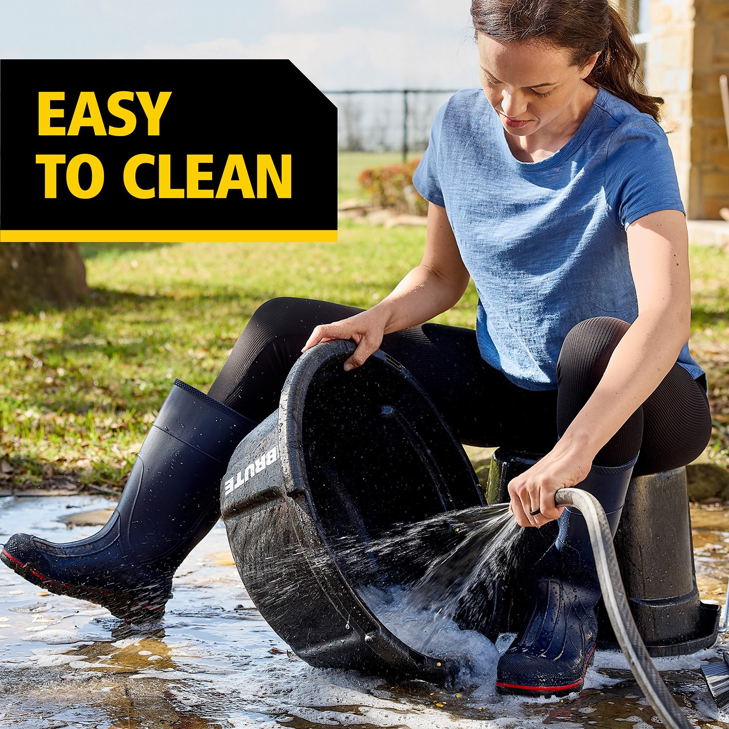 Rubbermaid Commercial Products® BRUTE 6 Gallon Multi-Purpose Feed Container is 2X Stronger* made with RigidCell™ Construction, delivering the same durable construction as Rubbermaid Commercial Stock Tanks.