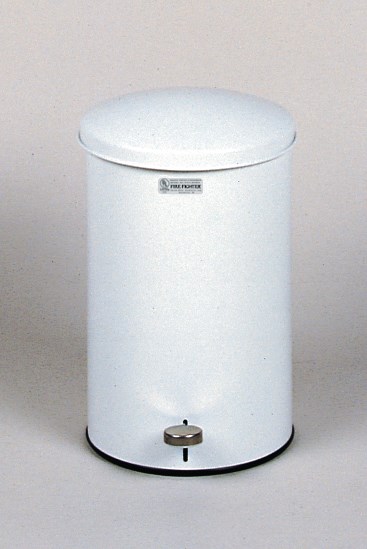 The Defenders® 3.5 Gallon FGST35 Round Indoor Step-On Container is an ideal waste container for hospitals, doctor’s offices and other healthcare facilities.