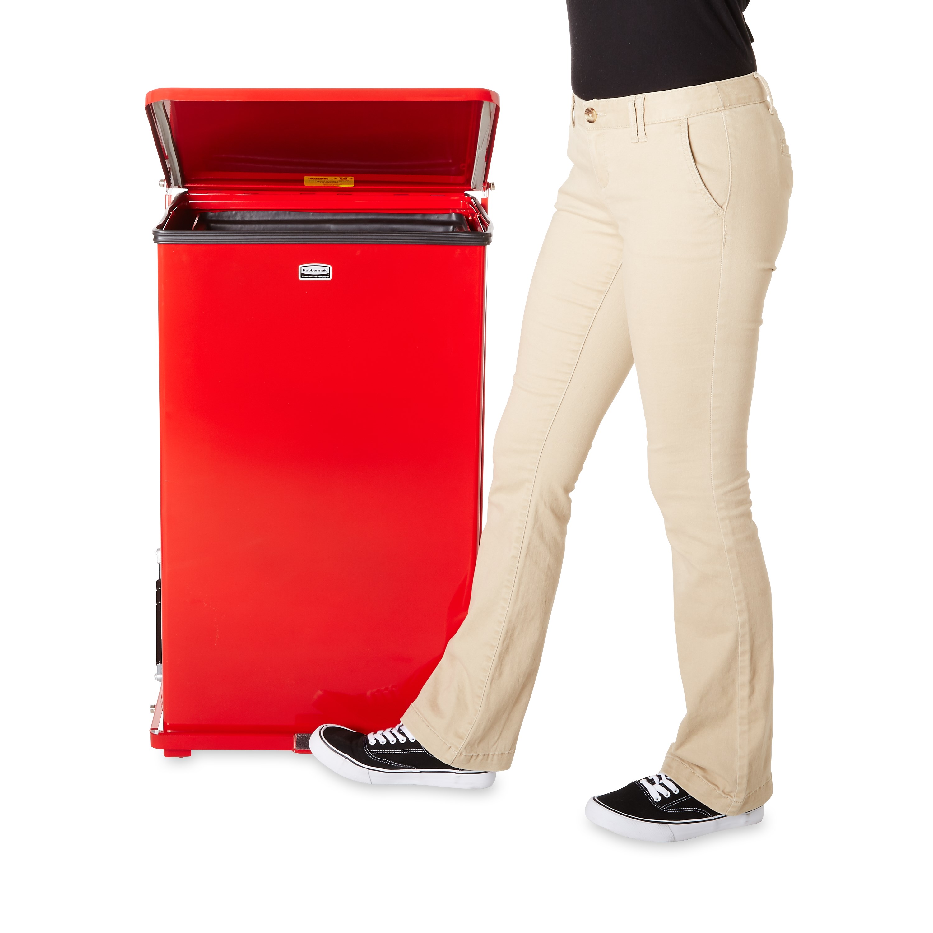 Engineered to close without a sound, the Silent Defenders® 40 Gallon FGQST40E Square Indoor Step-On Container is perfect for hospitals, doctor’s offices and other healthcare facilities.