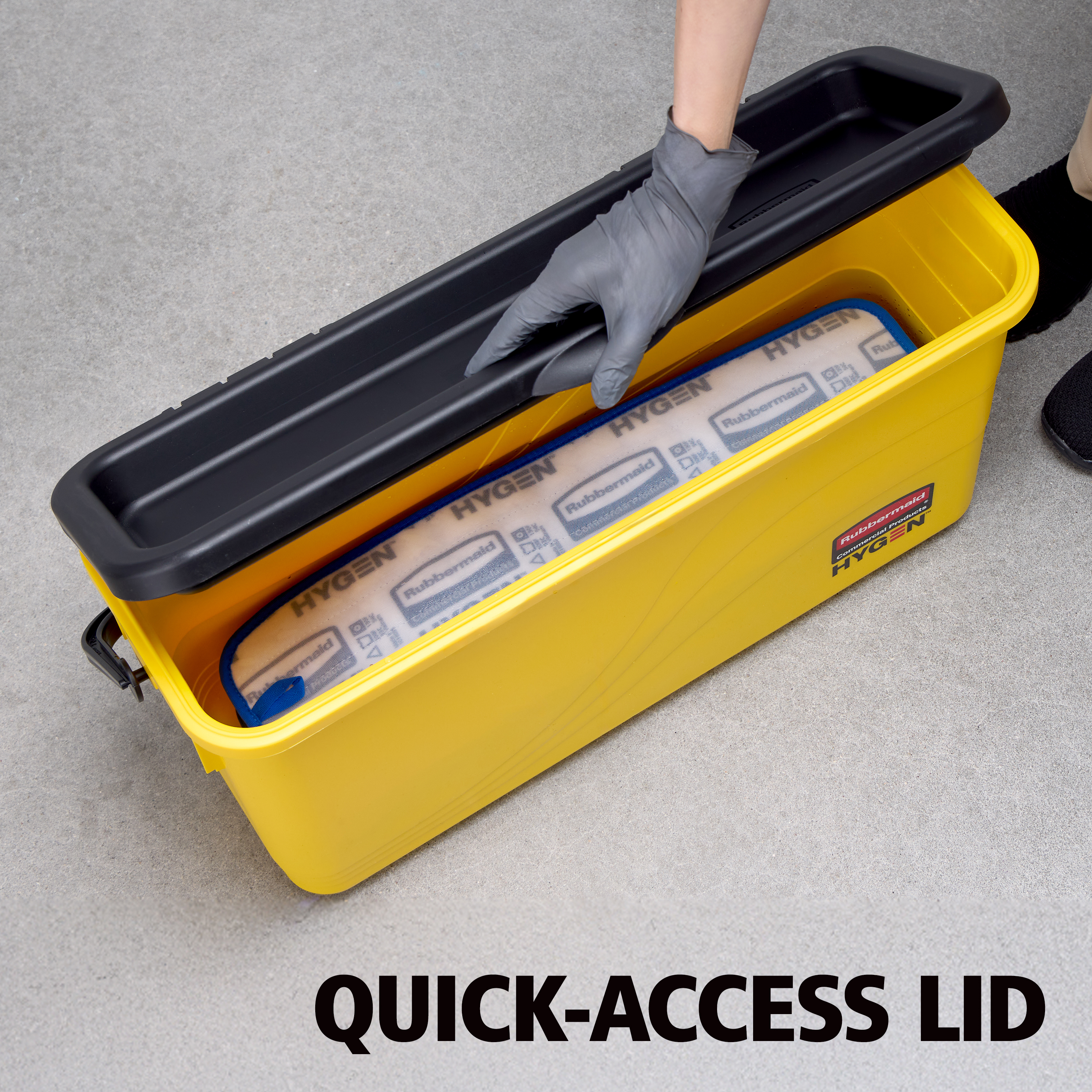 The Rubbermaid Commercial HYGEN™ Microfibre Charging Bucket is ideal for healthcare facilities, with a bucket designed to prevent oversaturation of Microfibre wet pads.