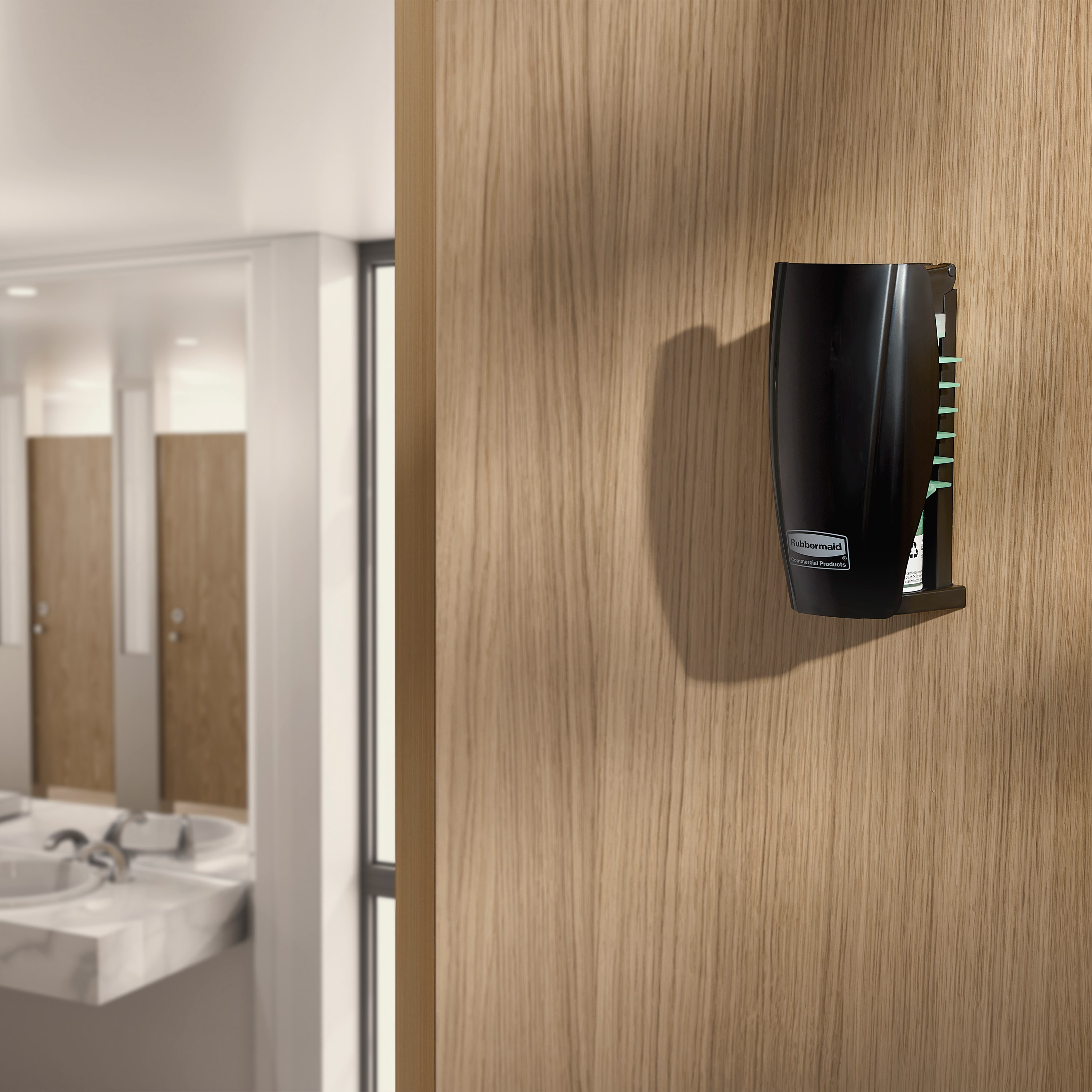 Battery-free Passive Air Care Dispenser compatible with CirculAir 90™ Air Care Refills, delivering uninterrupted performance and 90 days or more of maintenance-free fragrance.