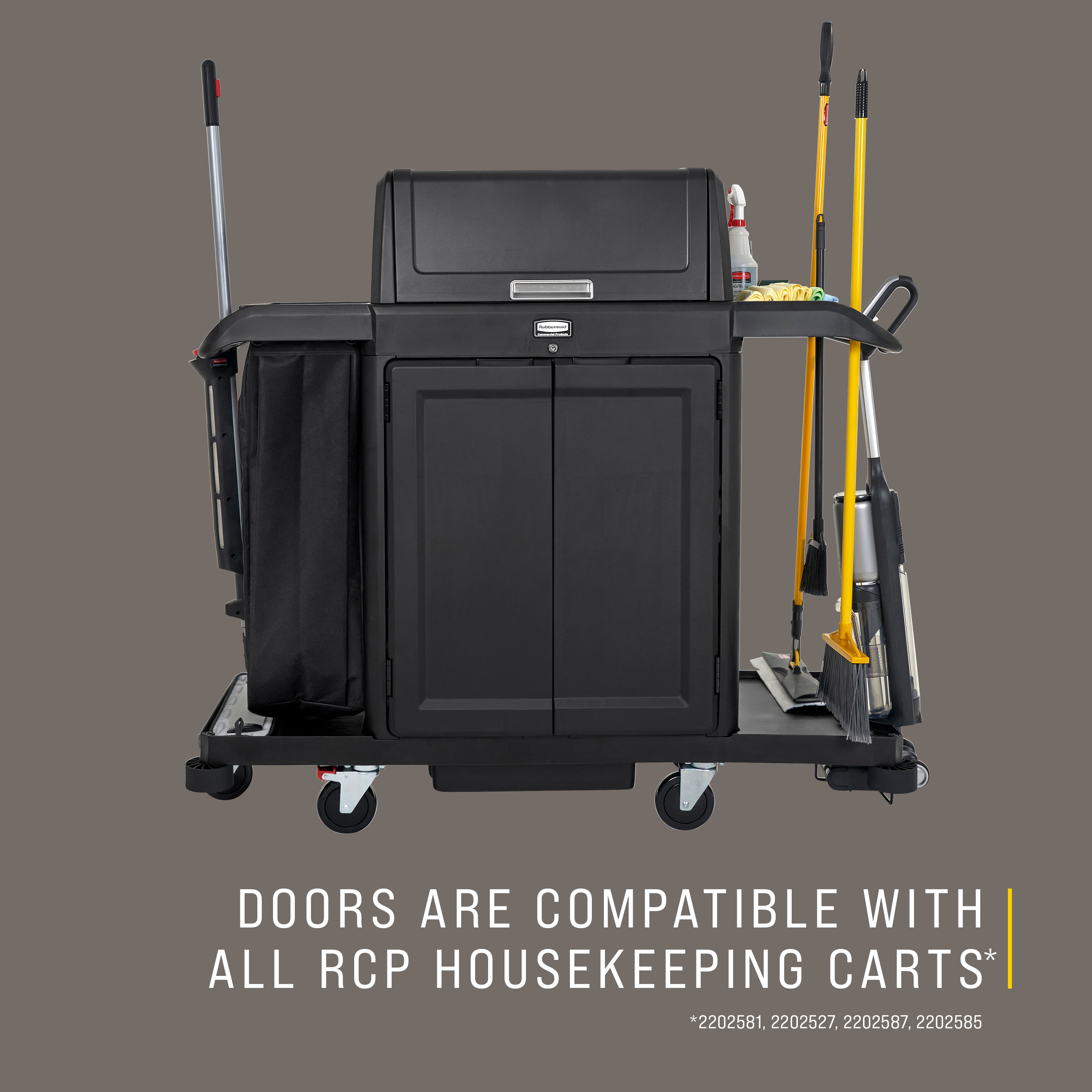 The Locking Door Kit for Housekeeping Carts helps secure and conceal your cleaning supplies and amenities throughout a housekeeping shift.