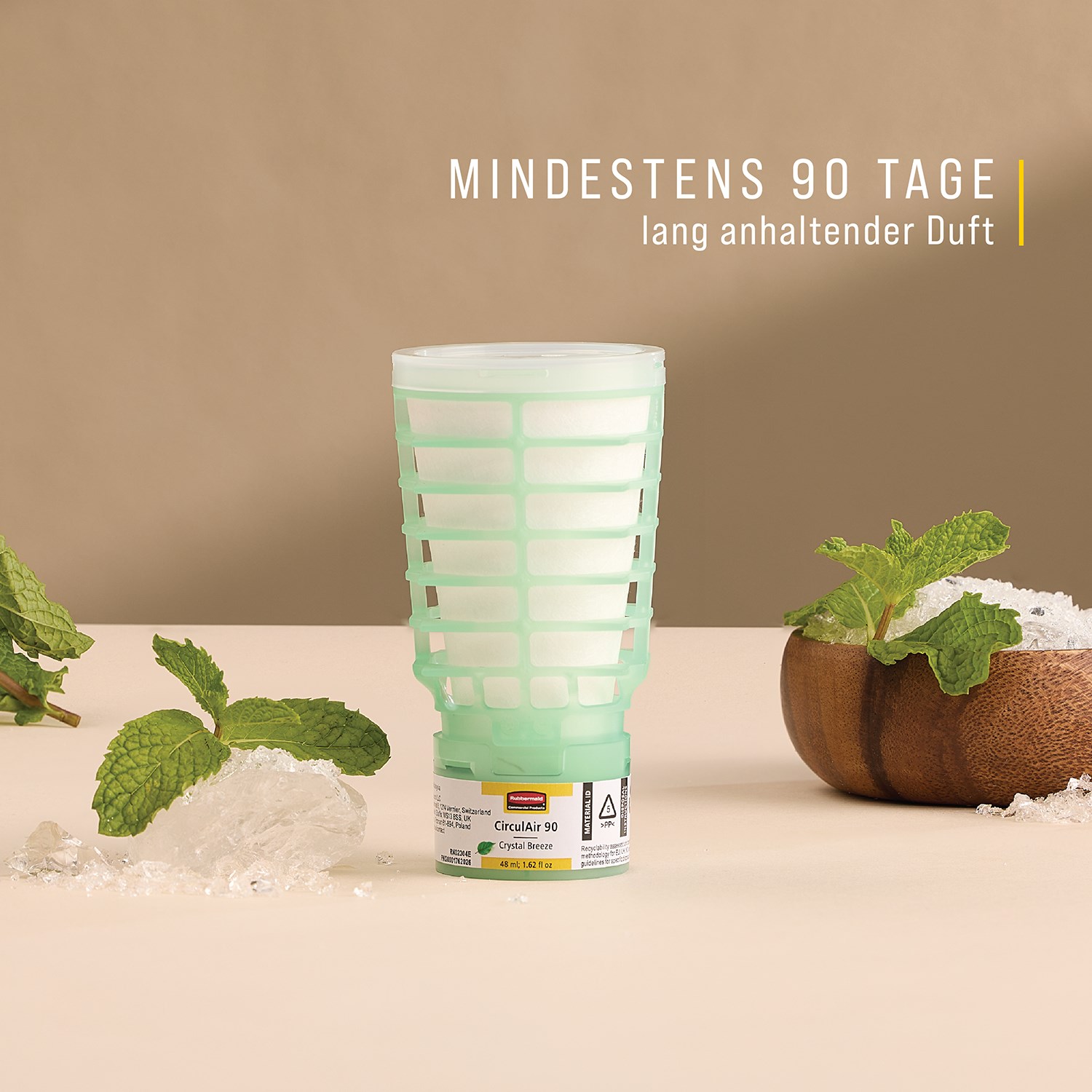 Die CirculAir 90™ Crystal Breeze‑Nachfüllung von Rubbermaid Commercial Products® wurde entwickelt, um eine zuverlässige Luftpflegeleistung mit bestätigter Recyclingfähigkeit zu gewährleisten. Die Nachfüllung besteht aus einem einzigen Material, ist vollständig recycelbar und erfordert kein Zerlegen (EU, UK, NO, CH).