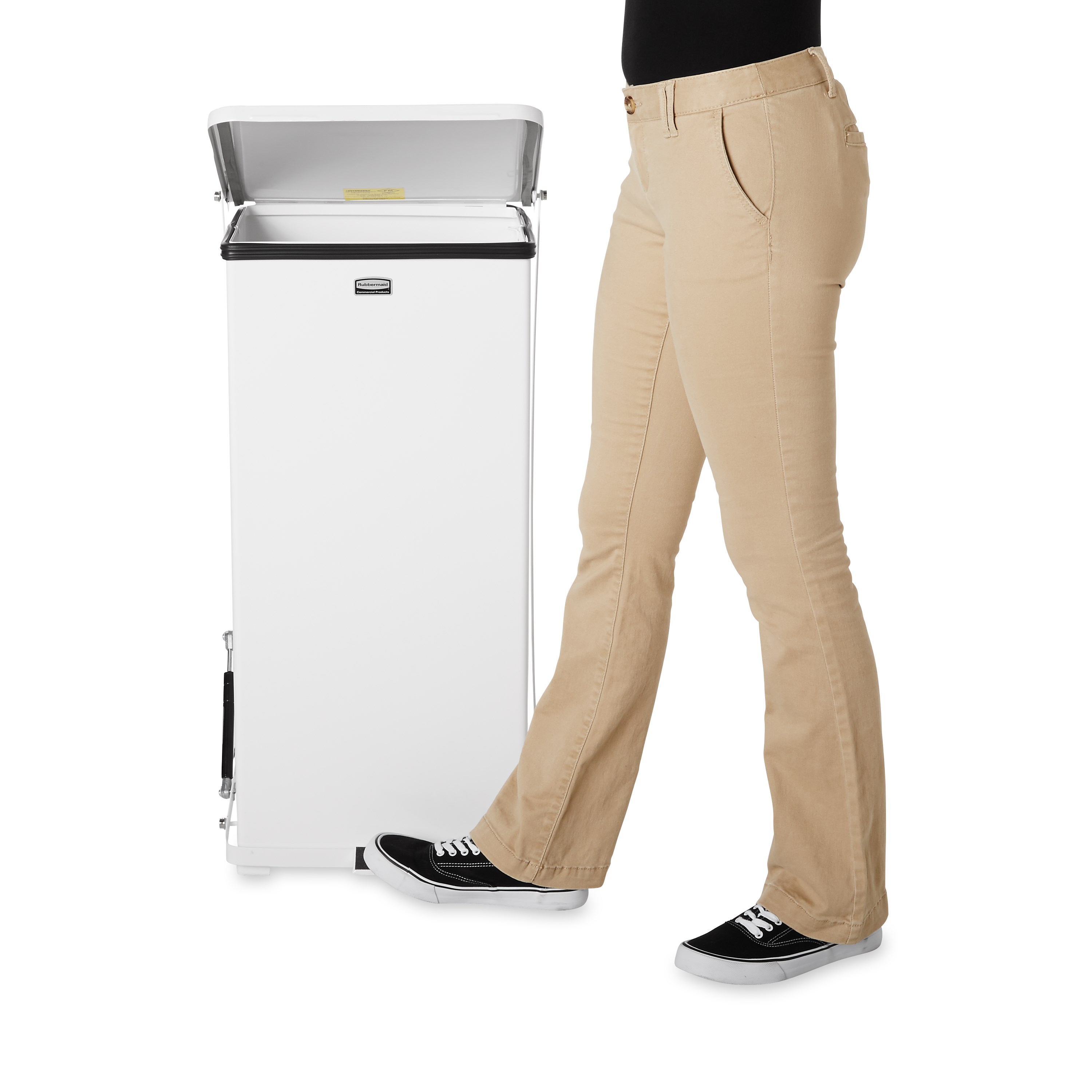 Engineered to close without a sound, the Silent Defenders® 40 Gallon FGQST40E Square Indoor Step-On Container is perfect for hospitals, doctor’s offices and other healthcare facilities.