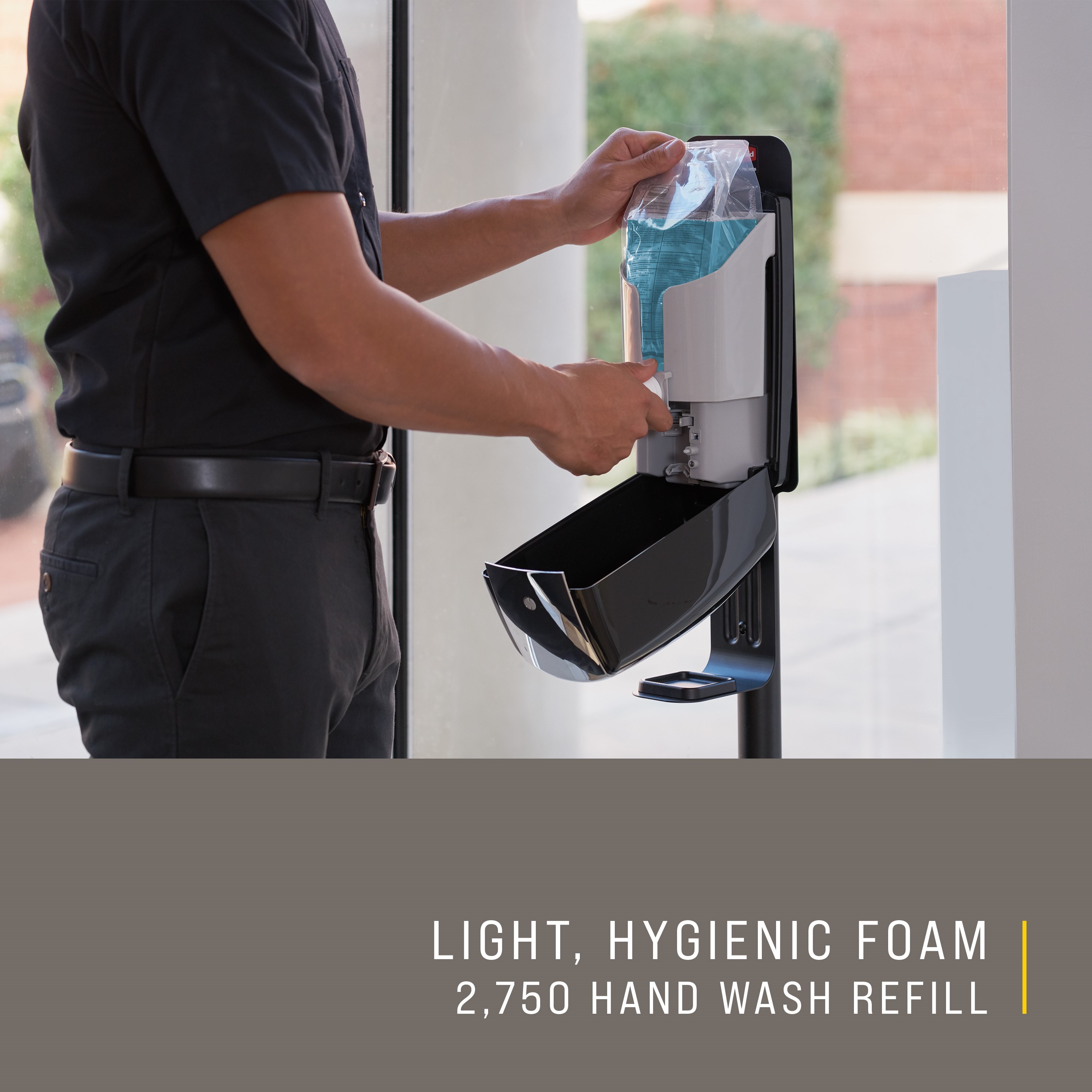 The Moisturizing Foam Hand Soap refill is for use in a Flex™ Dispenser. Enriched with Shea Butter and Vitamin E to create a luxurious handwashing experience that delights users and encourages healthy handwashing.