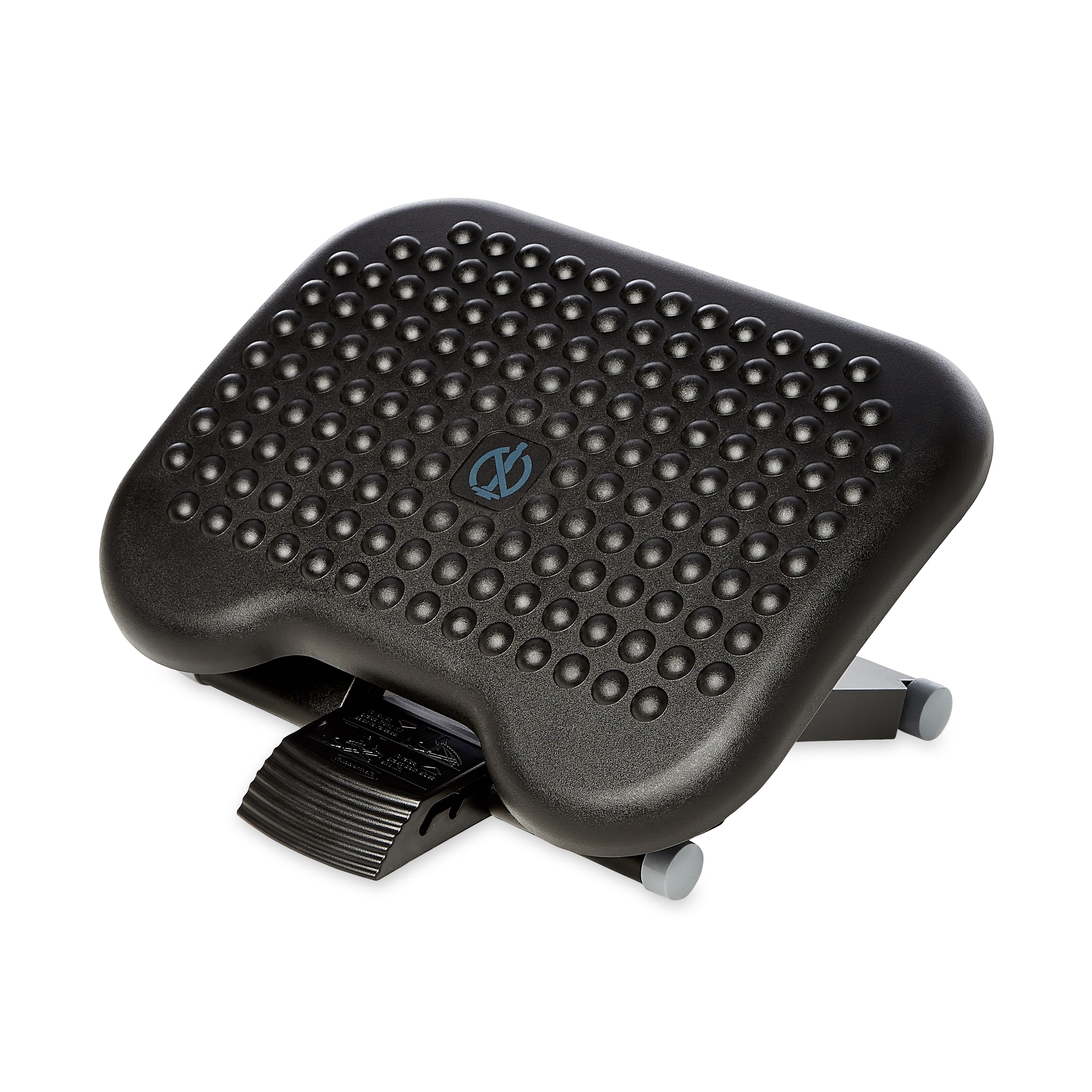 The Rubbermaid height-adjustable tilting footrest provides height and angle adjustments for a fully personalized comfort level.