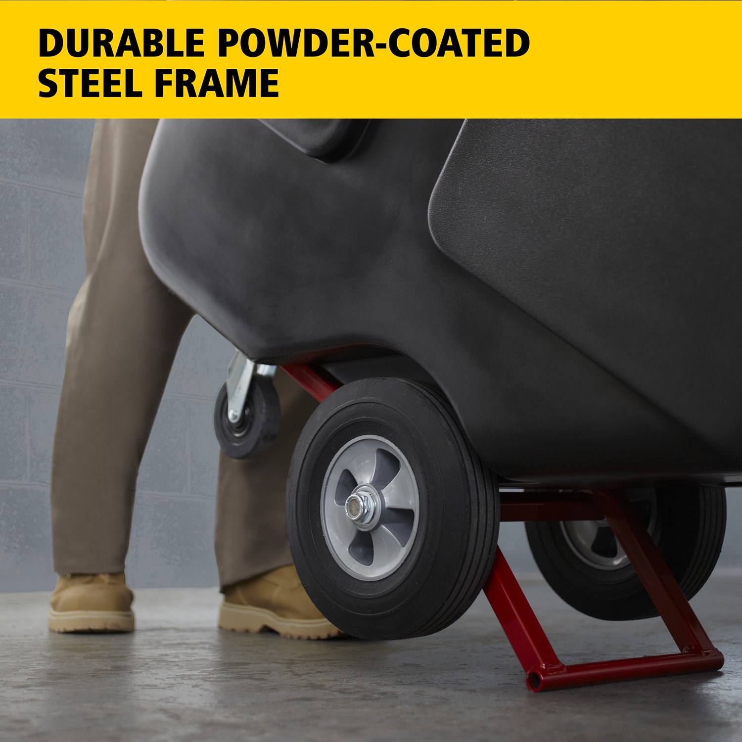 De Rubbermaid Commercial kiepwagen is ideaal voor het verzamelen, verplaatsen en afvoeren van afval en het transporteren van materialen in elke omgeving.