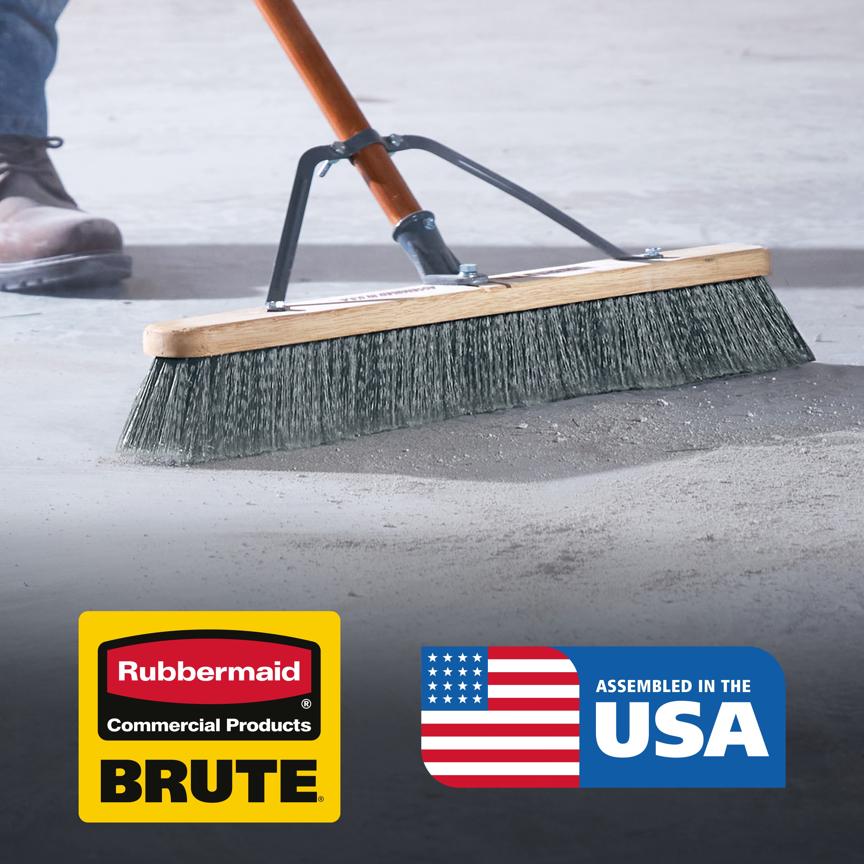 The Rubbermaid Commercial Products® BRUTE® 24 in Smooth Surface Push Broom is engineered for precision cleaning, to deliver superior performance for indoor floors. Soft split-tip polypropylene fibers capture fine dust and debris with ease.