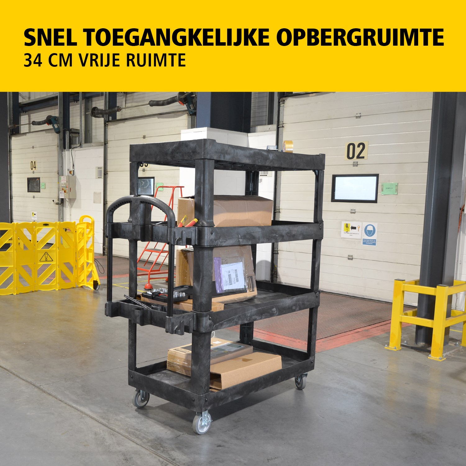 De BRUTE heavy-duty utility cart met opstaande randen transporteert materialen en zware lasten veilig tot 226 kg – 340 kg (afhankelijk van het model), met opties voor 2, 3 of 4 legplanken. De opstaande randen voorkomen dat items vallen en de ergonomische handgreep zorgt voor eenvoudige manoeuvreerbaarheid. De geïntegreerde V-groef houdt buizen veilig tijdens het snijden.