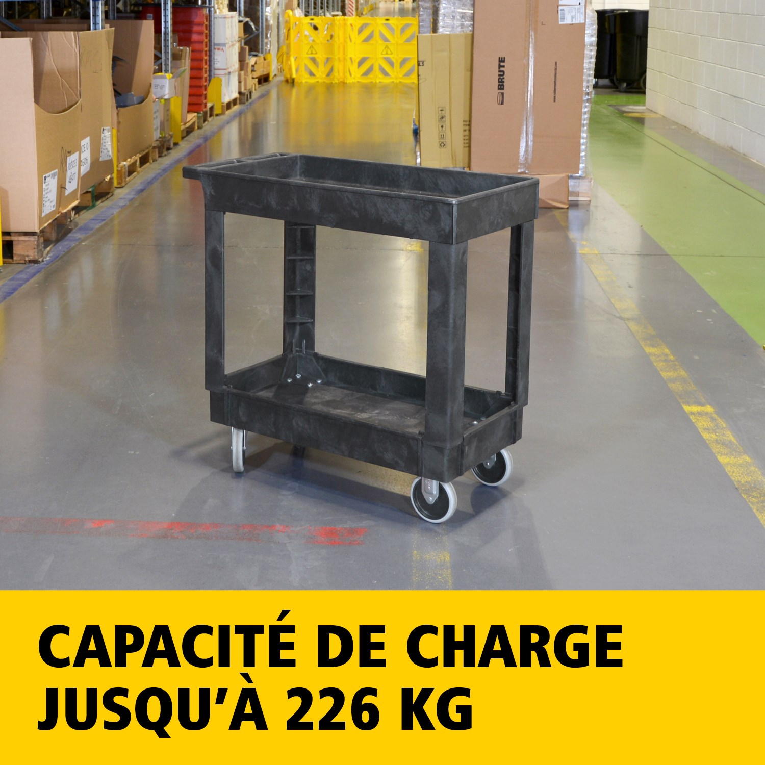 Les chariots utilitaires Heavy-Duty avec étagères à rebords transportent en toute sécurité matériaux, fournitures et charges lourdes jusqu’à 226 kg. Les étagères à rebords empêchent les objets de tomber des chariots.