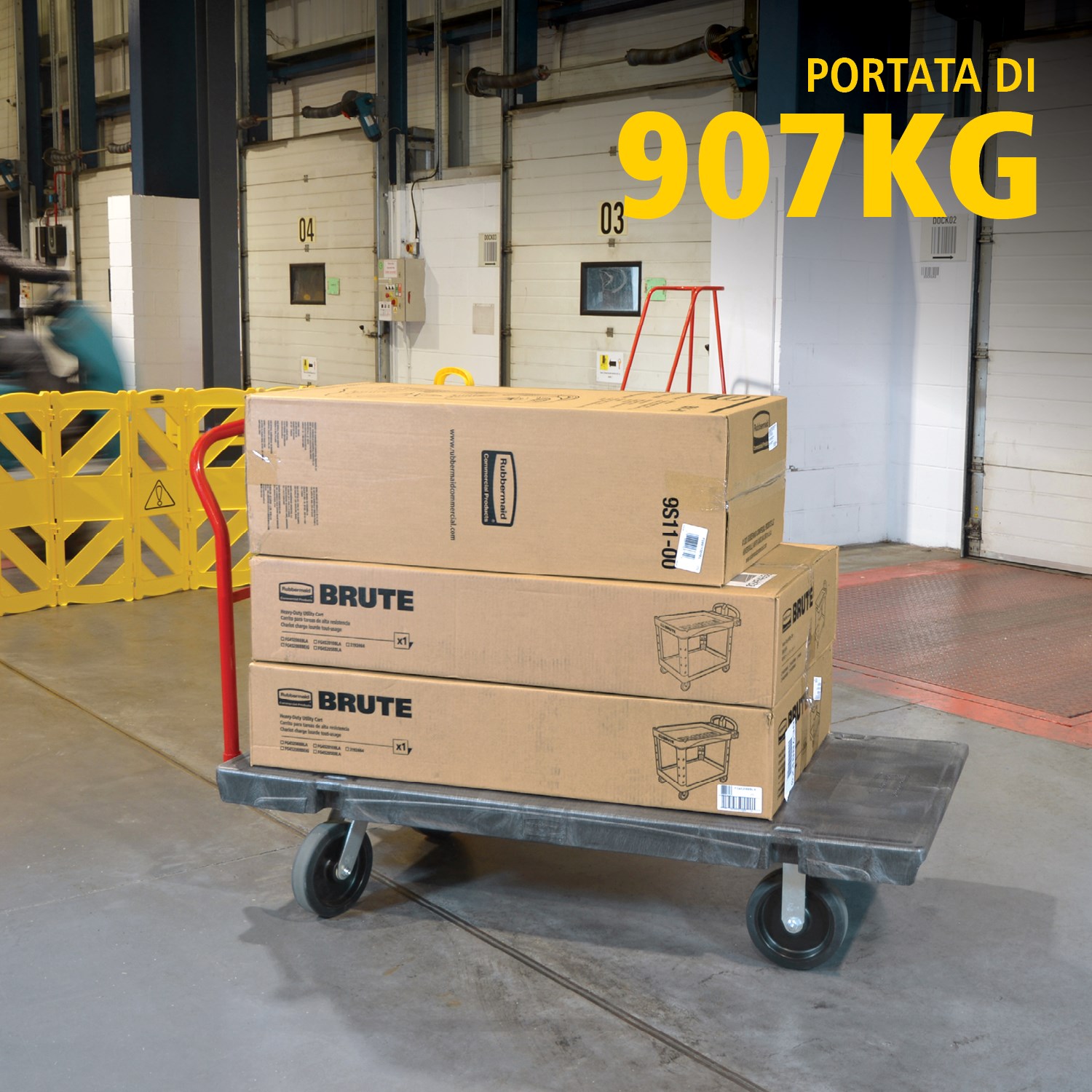 Il carrello piattaforma Heavy-Duty è ideale per movimentare carichi grandi, pesanti e ingombranti in modo efficiente, con una capacità fino a 454 kg – 907 kg (a seconda del modello).