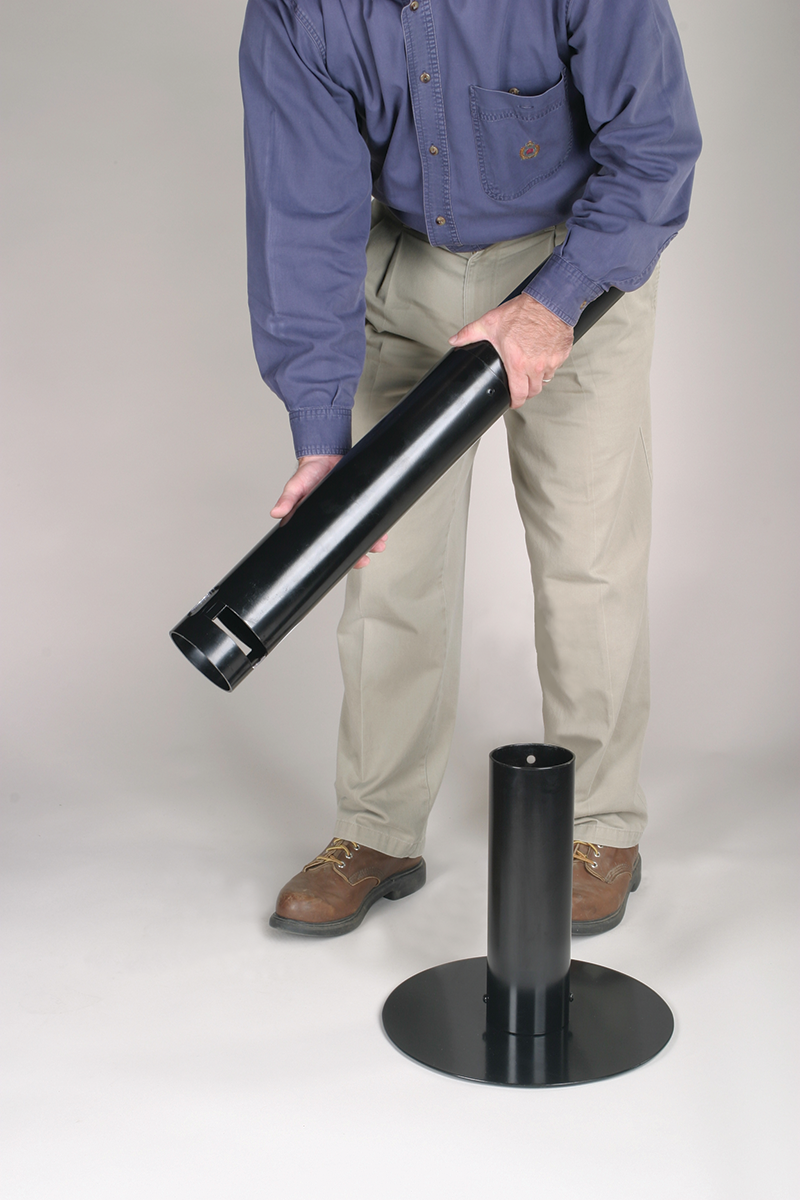 The Rubbermaid Commercial Smoker's Pole reduces obstruction in high-traffic areas. This weather-resistant cigarette receptacle features a UV-stabilized Uni-Koat powder-coated finish making it suitable for a variety of outdoor environments.