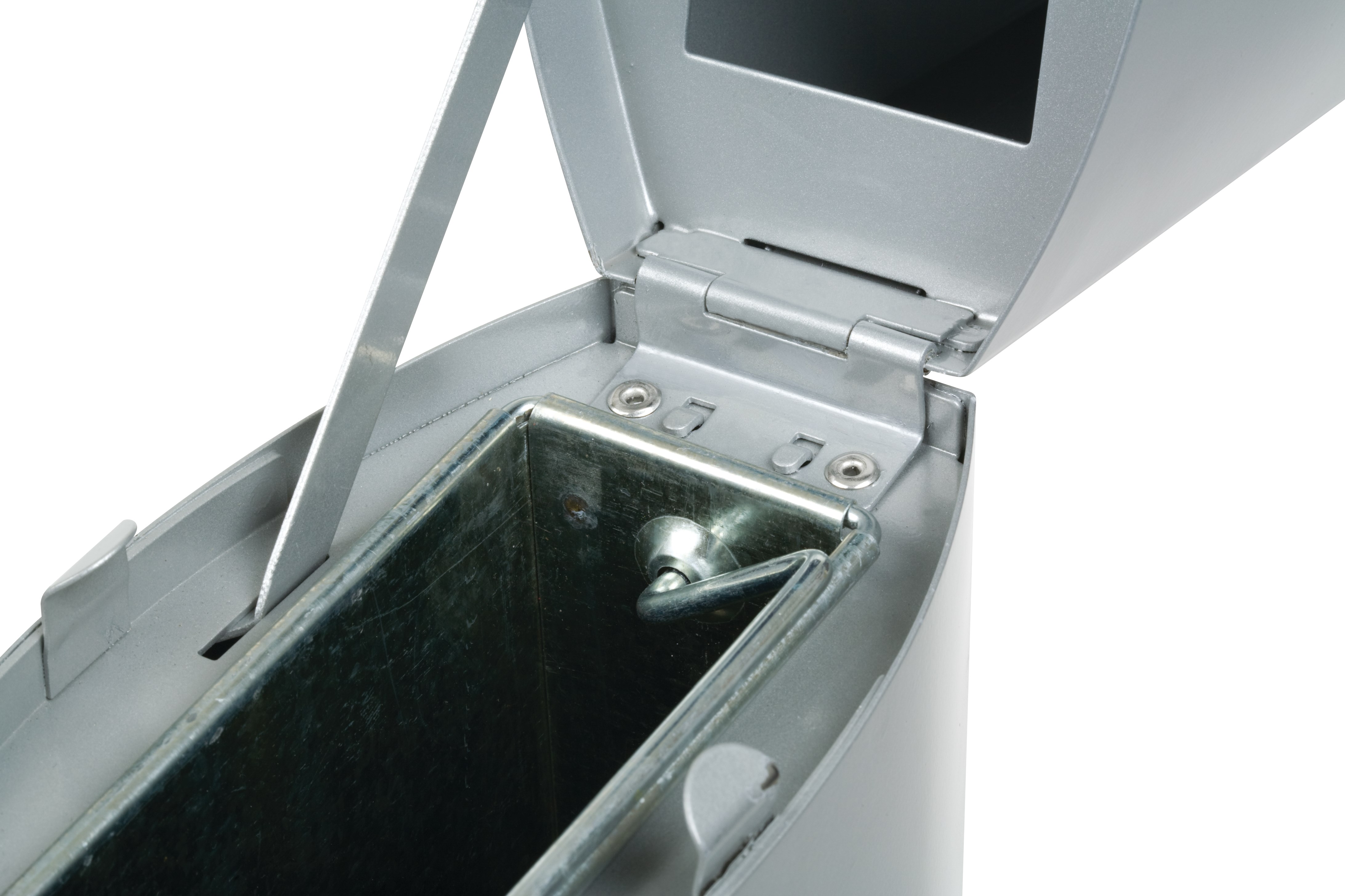 The Metropolitan Smokers' Station is a stylish all-metal, high-capacity smokers' station.