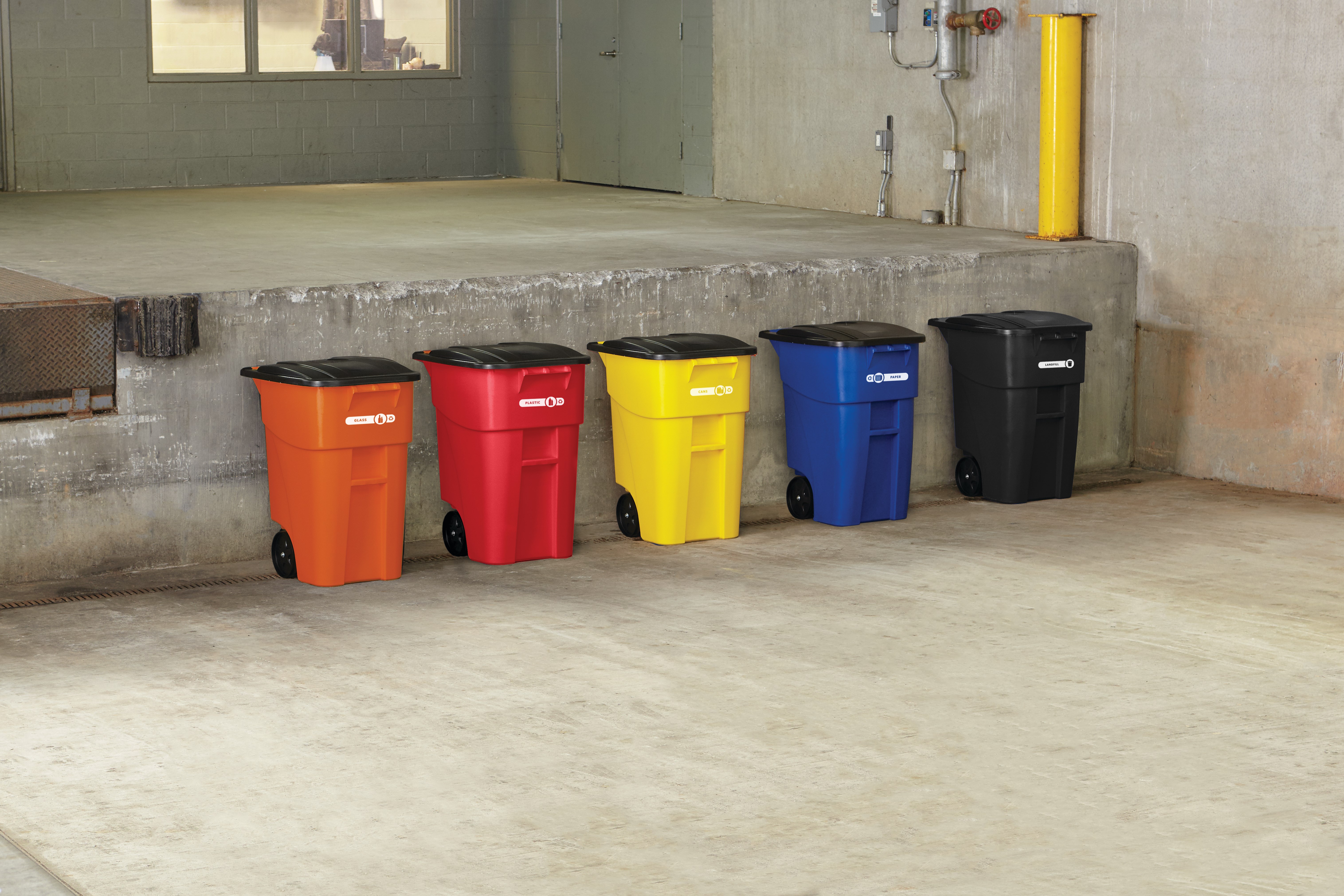 Expert-designed waste stream labels feature three visual cues, the recycling symbol, a stream icon and verbiage proven to increase recycling effectiveness. Kit includes labels designed for BRUTE® containers, horizontal Slim Jim® recycling lids,  Untouchable® containers, Rollout containers, and tilt truck placards.