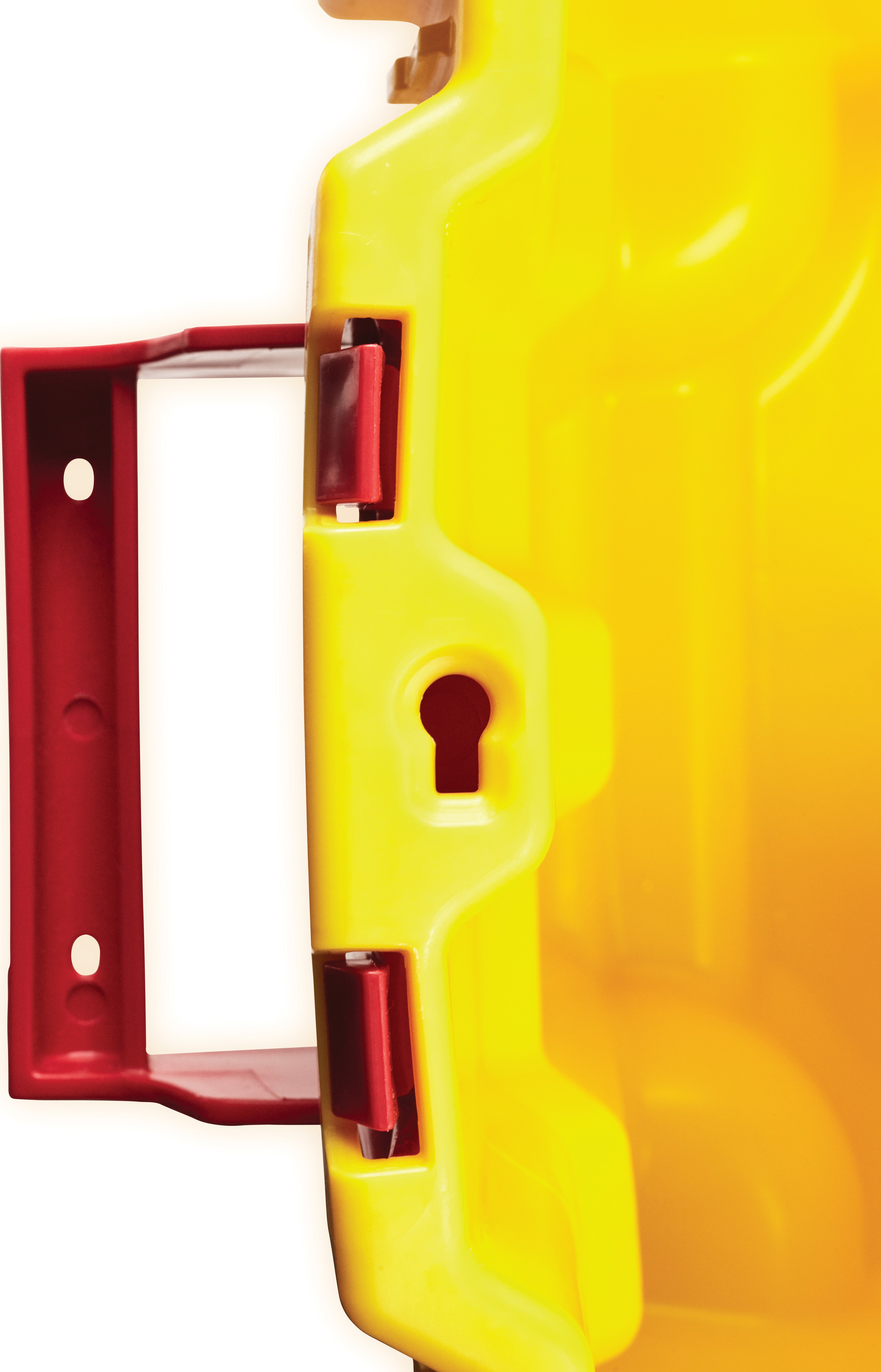 With features that surpass traditional mop buckets, the new generation of WaveBrake® helps to clean floors with less effort to get the job done safer, without sacrificing quality and durability.