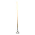 Easy-Change Mop Handle makes removing and replacing mop heads easy and efficient.