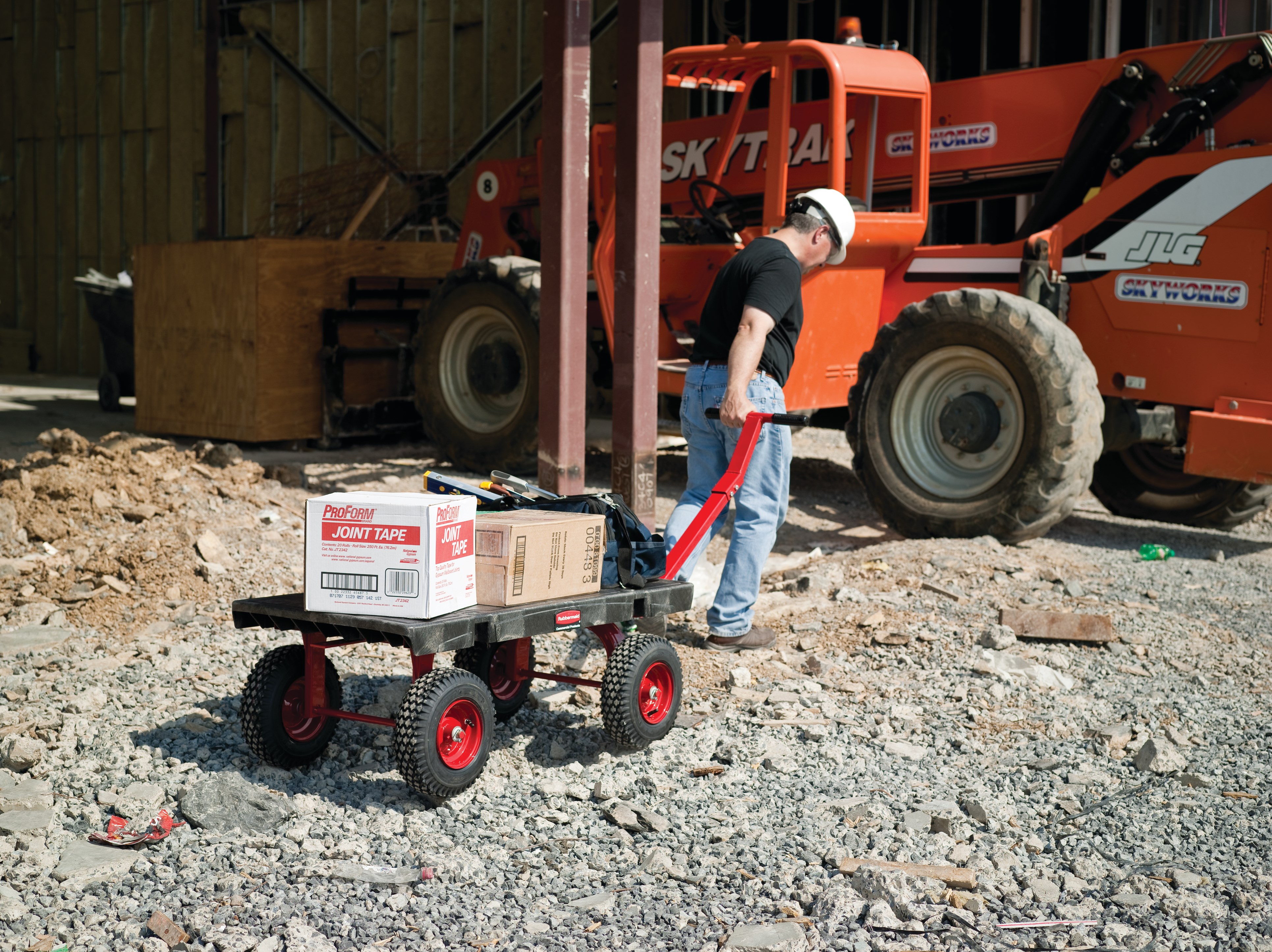 The Rubbermaid Commercial Fifth-Wheel Wagon Truck allows the front axle to easily pivot, providing the hand truck with superior maneuverability.