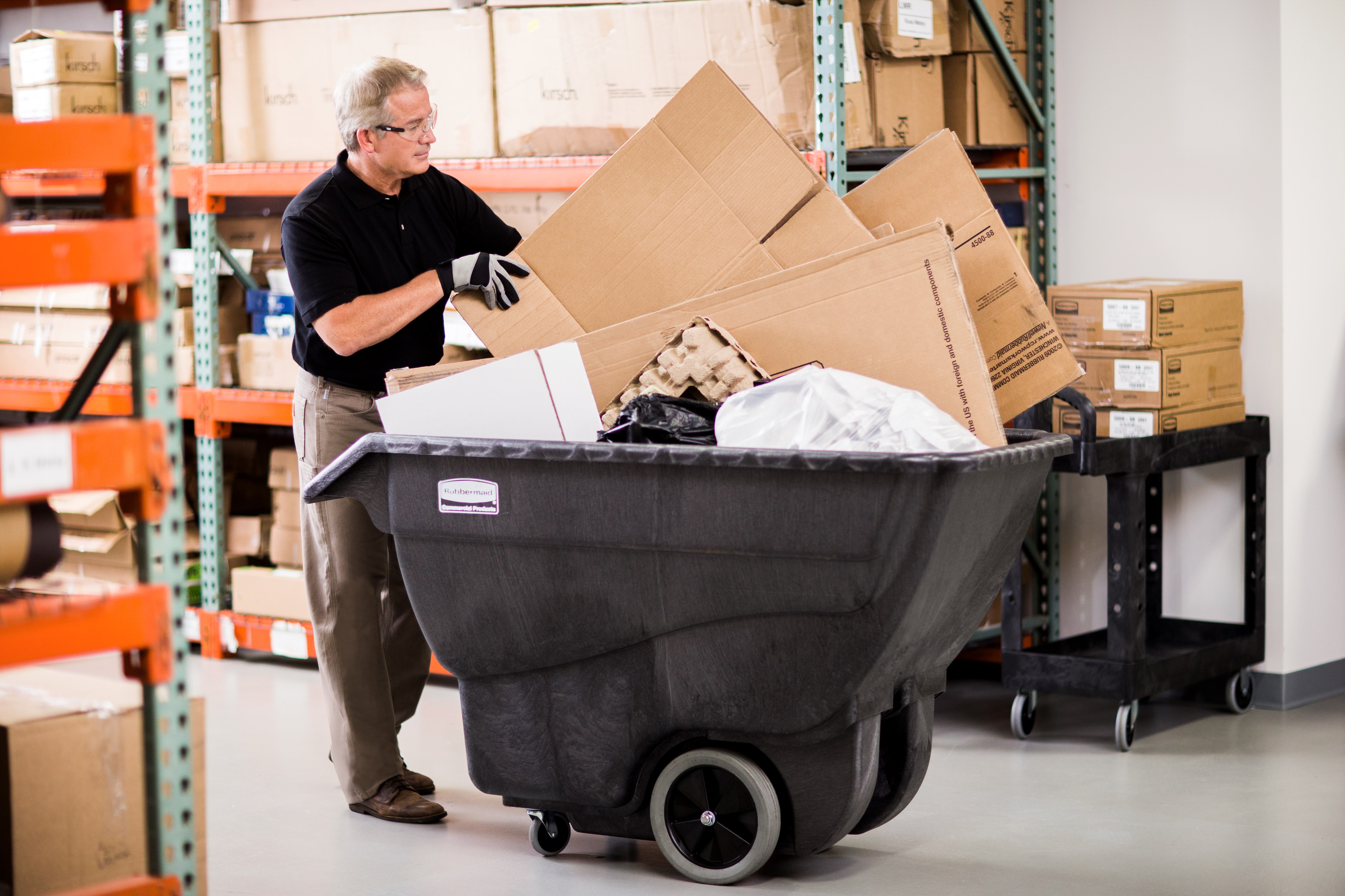 The Rubbermaid Commercial Tilt Dump Truck, Structural Foam, offers industrial strength construction to transport heavy loads up to 600 lbs.
