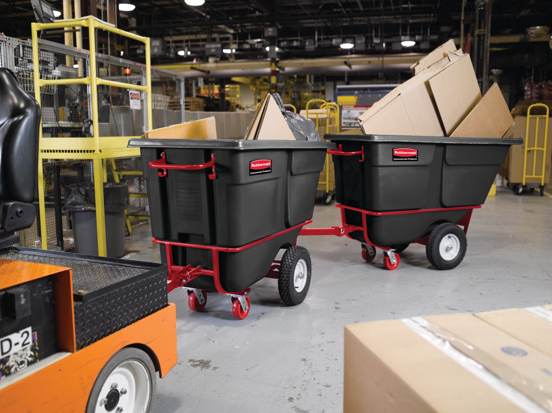 The BRUTE Towable Tilt Truck has Heavy-Duty industrial strength construction and can transport heavy loads up to 2,100 lbs. with ease.