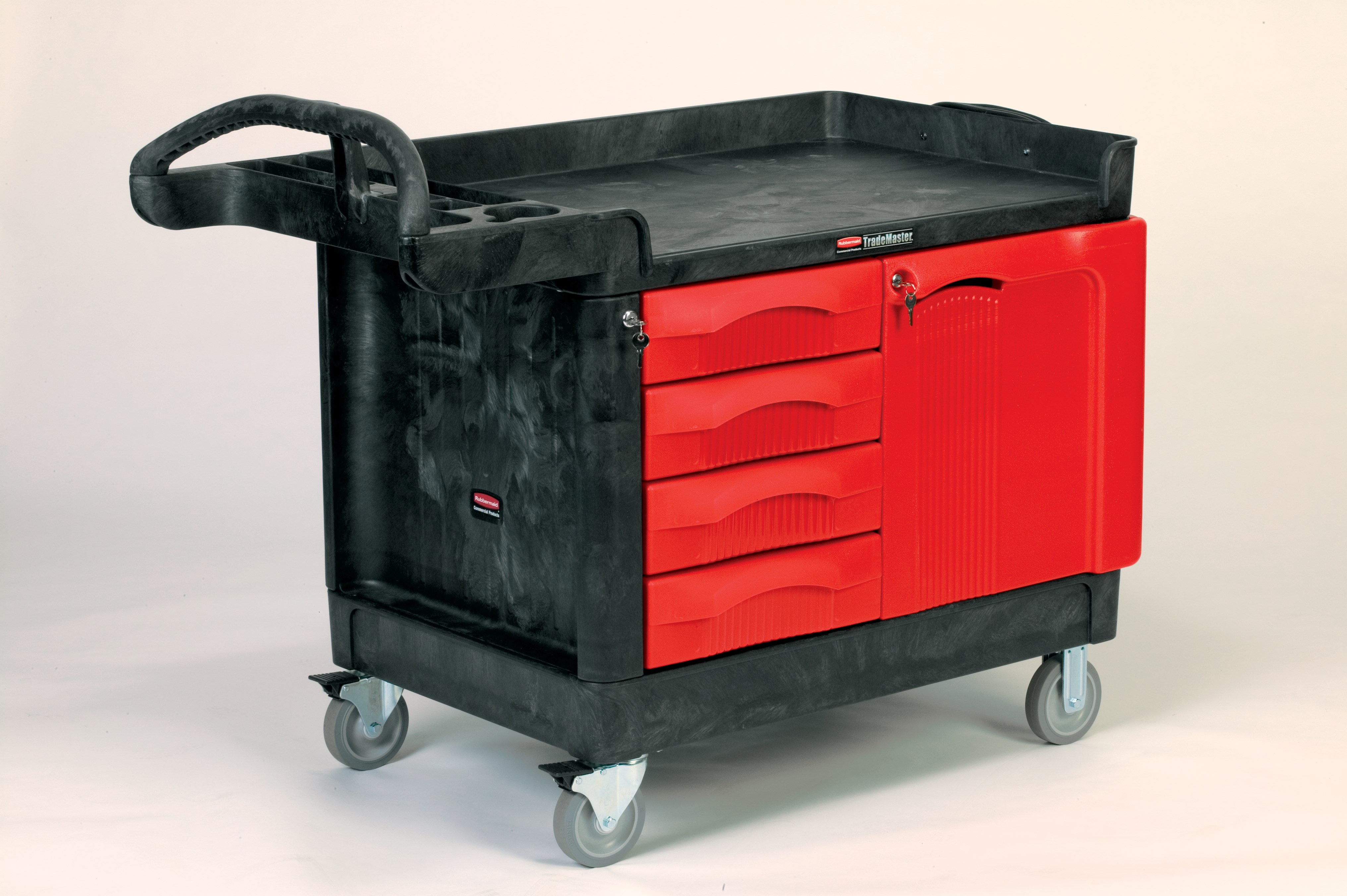 The TradeMaster Cart with 4 Drawers and Cabinet is a complete tool storage and mobile workbench system, with shelving and cabinet configurations to meet any storage needs.