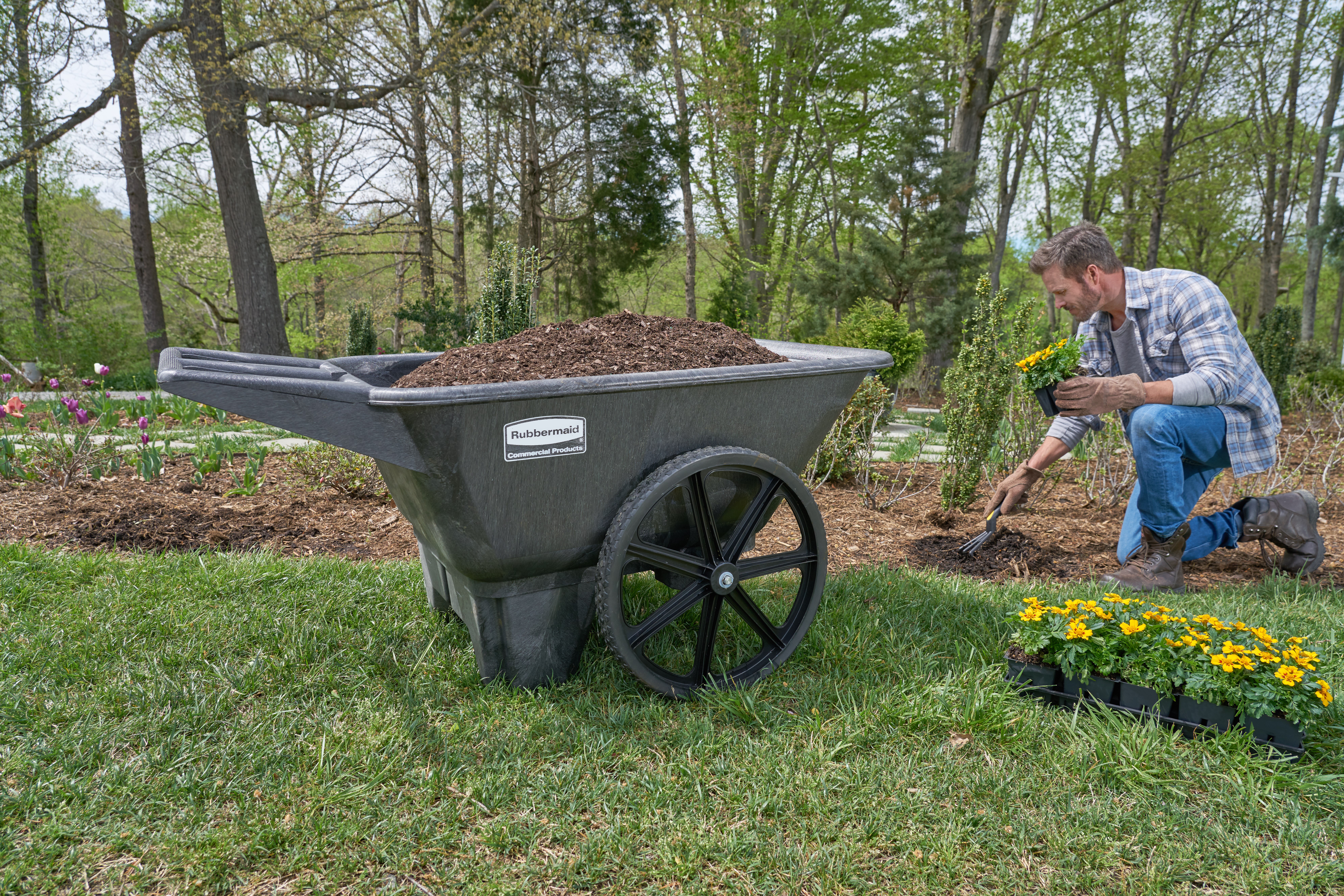 The Rubbermaid Commercial Big Wheel Cart is a professional-grade wheelbarrow that can support up to 300 lbs.