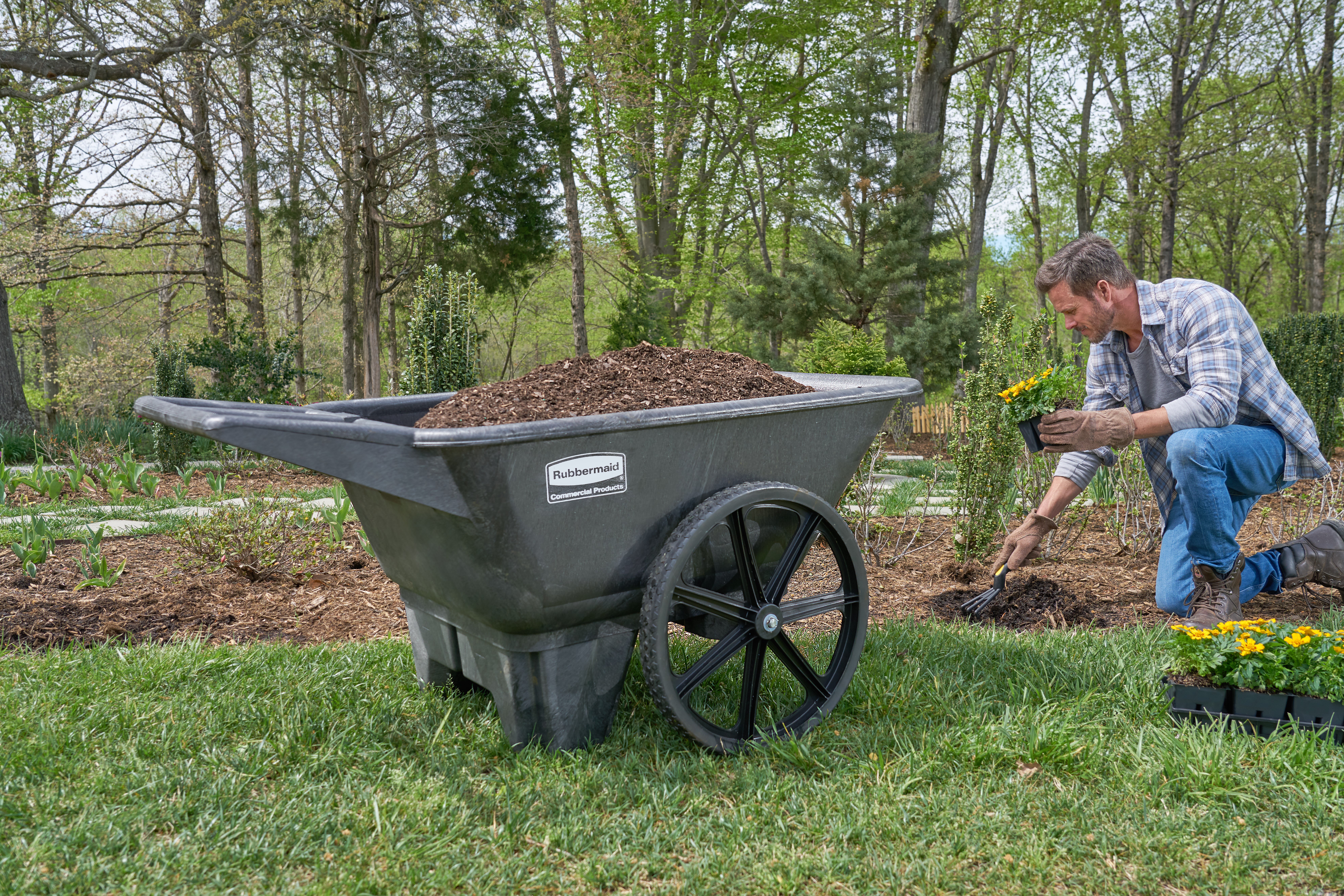 The Rubbermaid Commercial Big Wheel Cart is a professional-grade wheelbarrow that can support up to 300 lbs.