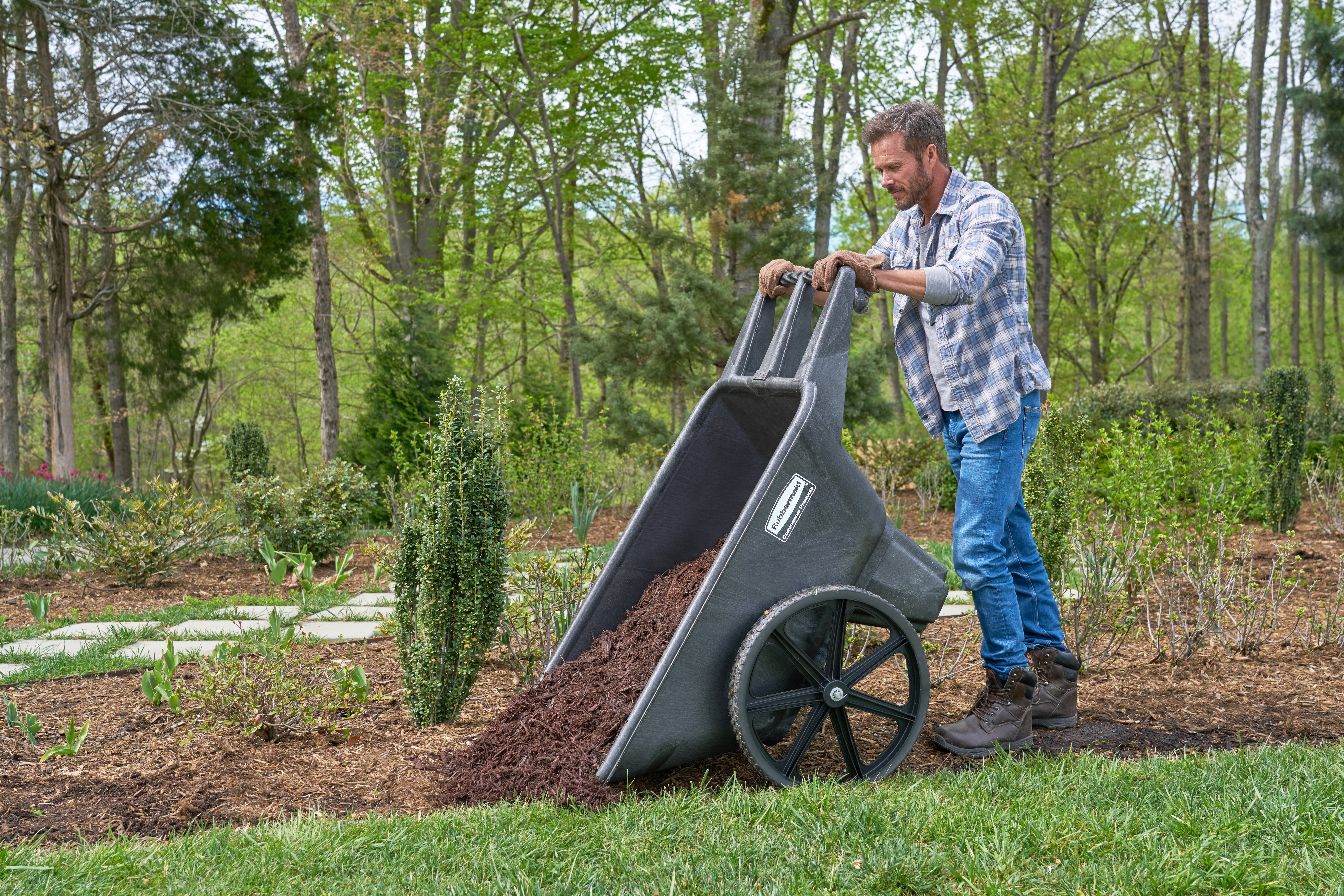 The Rubbermaid Commercial Big Wheel Cart is a professional-grade wheelbarrow that can support up to 300 lbs.