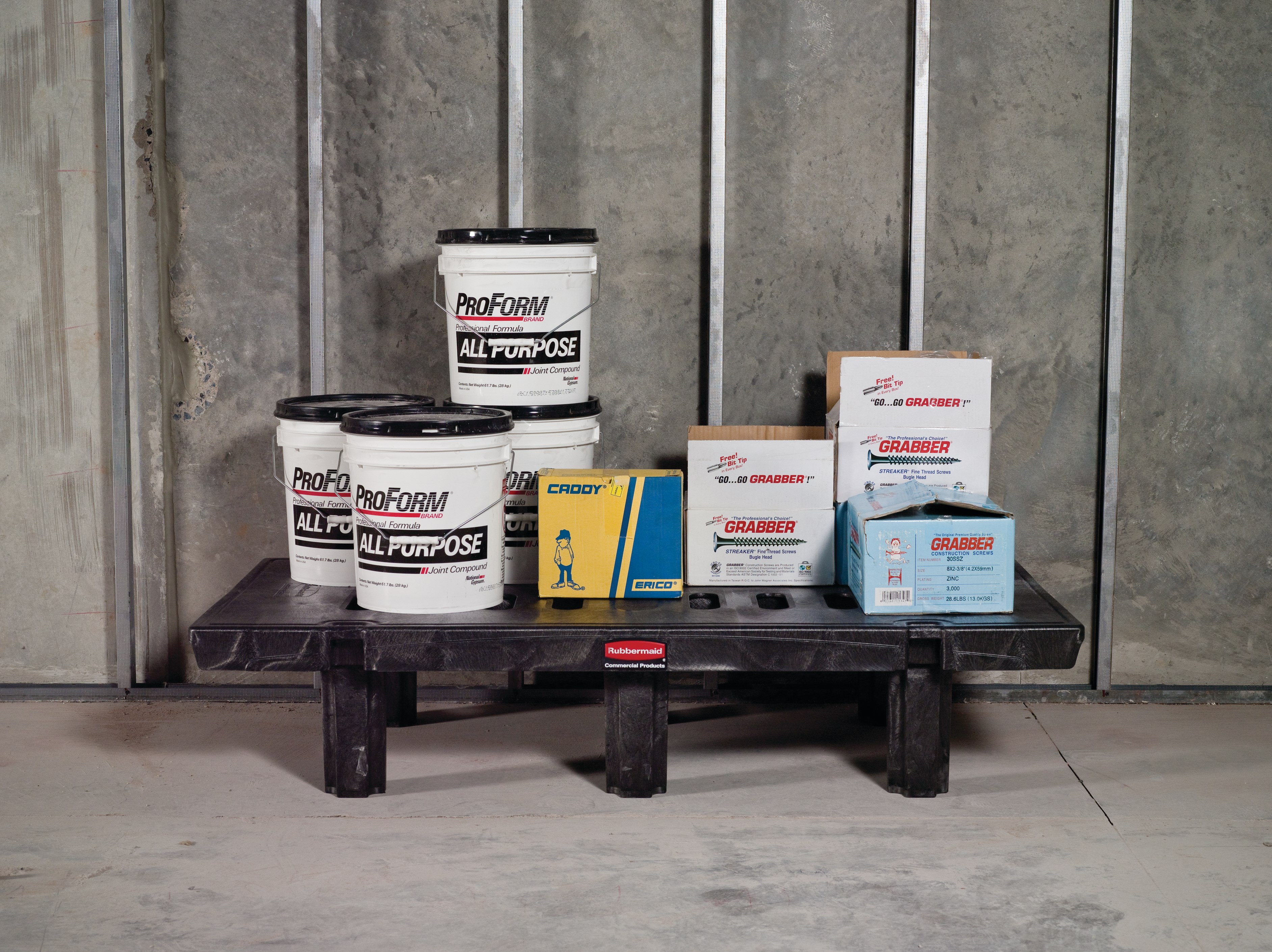 Perfect for storing frozen, cold, or dry goods off of the floor.