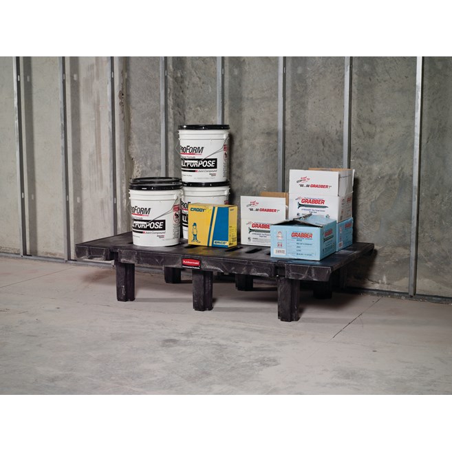 Perfect for storing frozen, cold, or dry goods off of the floor.