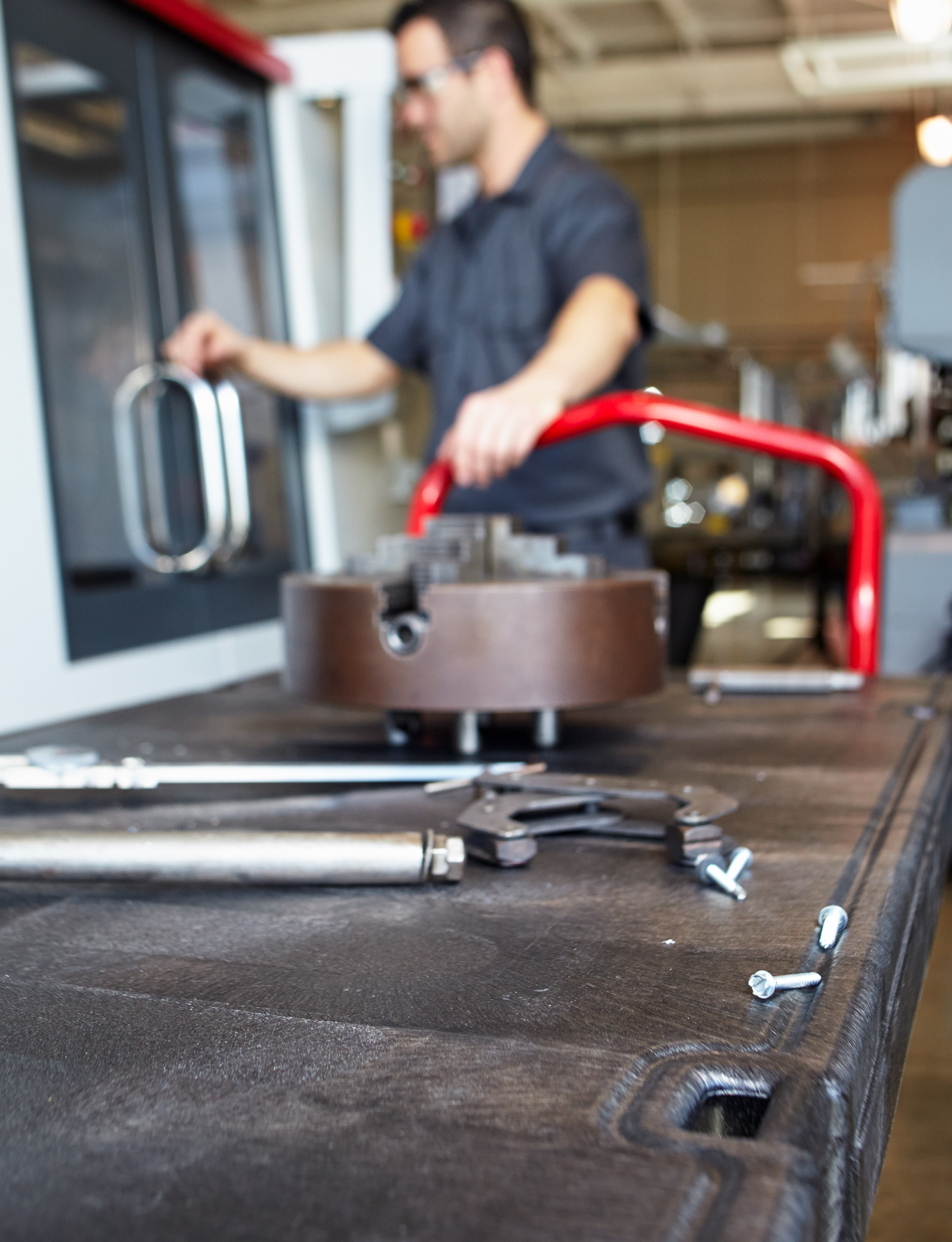 The Rubbermaid Commercial Work Height Platform Truck 30"X60" with 8"TPR casters, 2000 lb. capacity