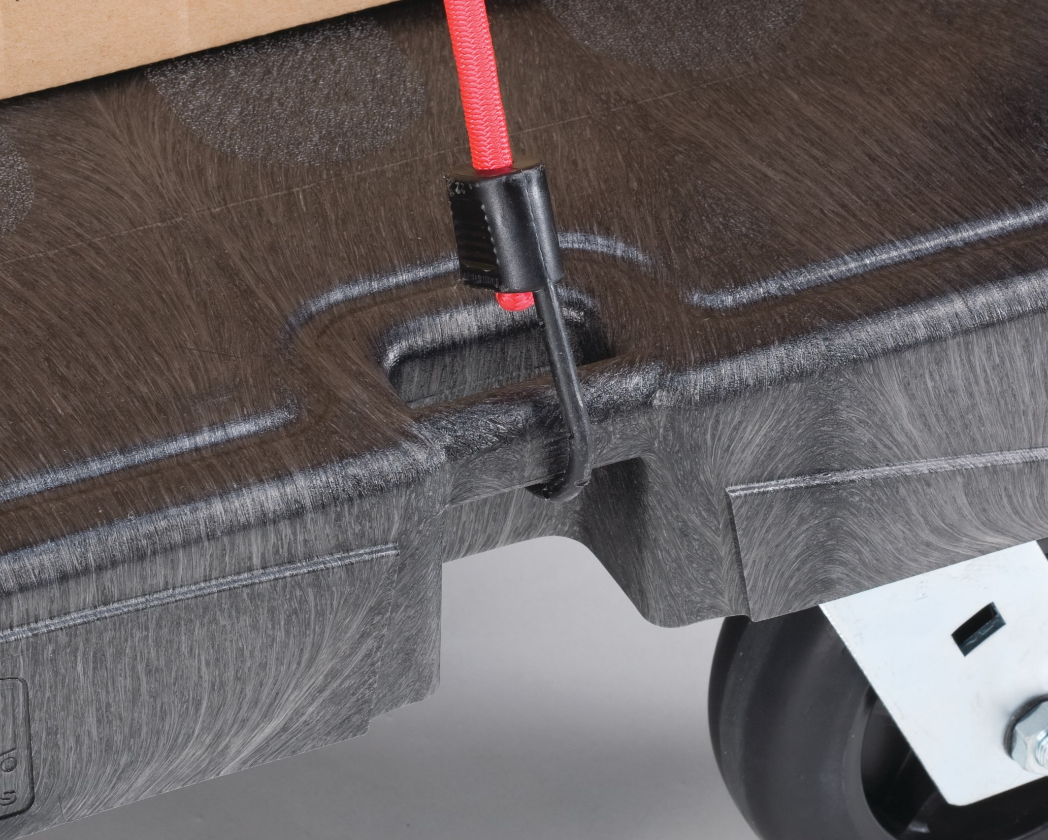 The Heavy-Duty Platform Truck is ideal for moving large, heavy, oversized loads efficiently throughout a facility with up to 1,000 lb. capacity.